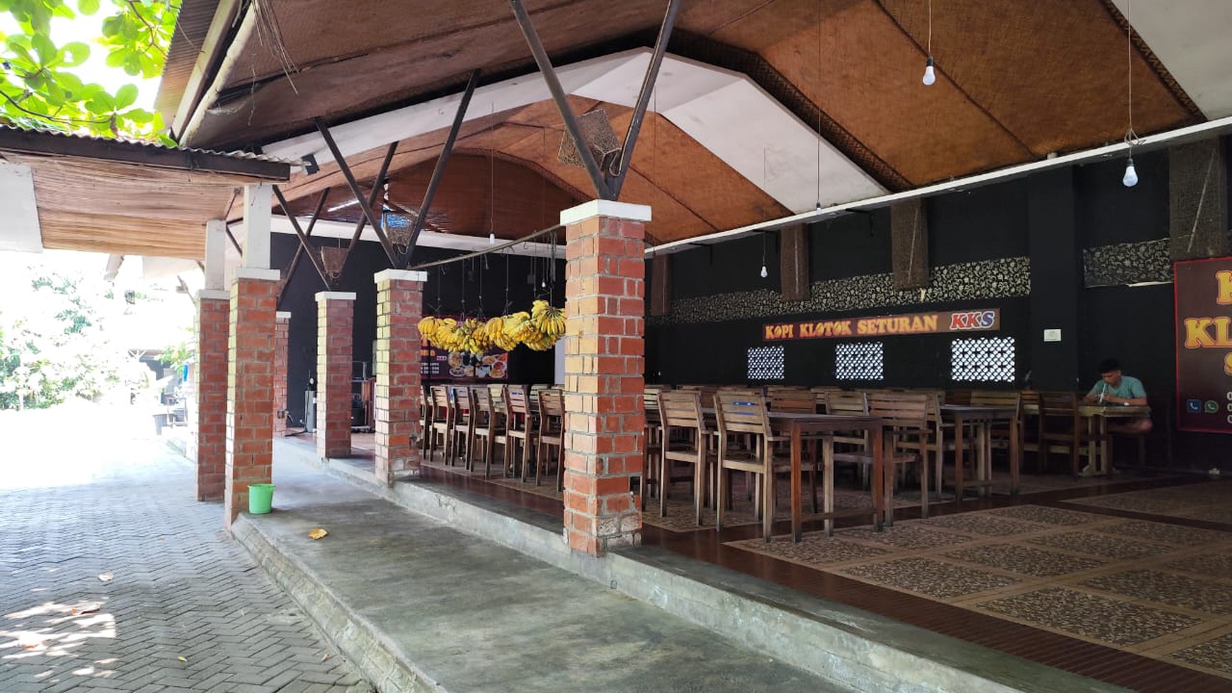 Tanah Bonus Ruang Usaha Di Kledokan Caturtunggal Jogjakarta
