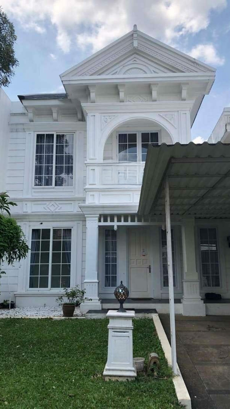 Rent. Rumah bagus Victoria River Park, BSD. 