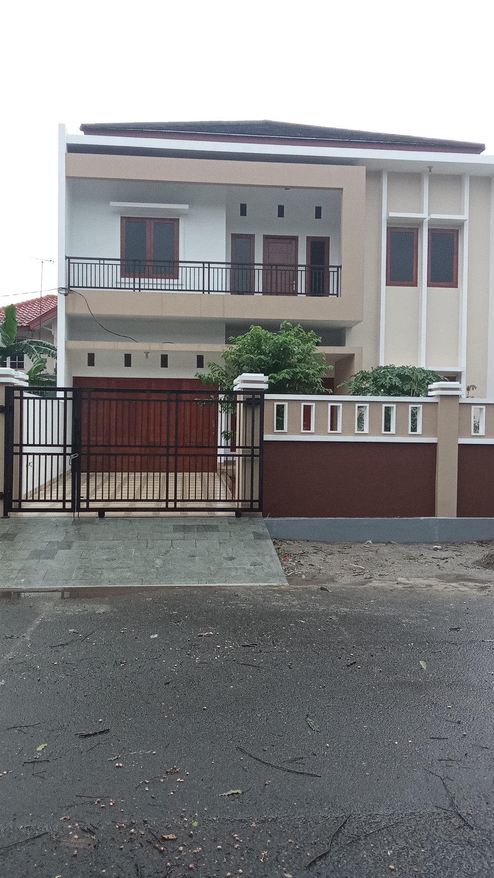 Dijual Rumah Di Harapan Indah, Bekasi Barat