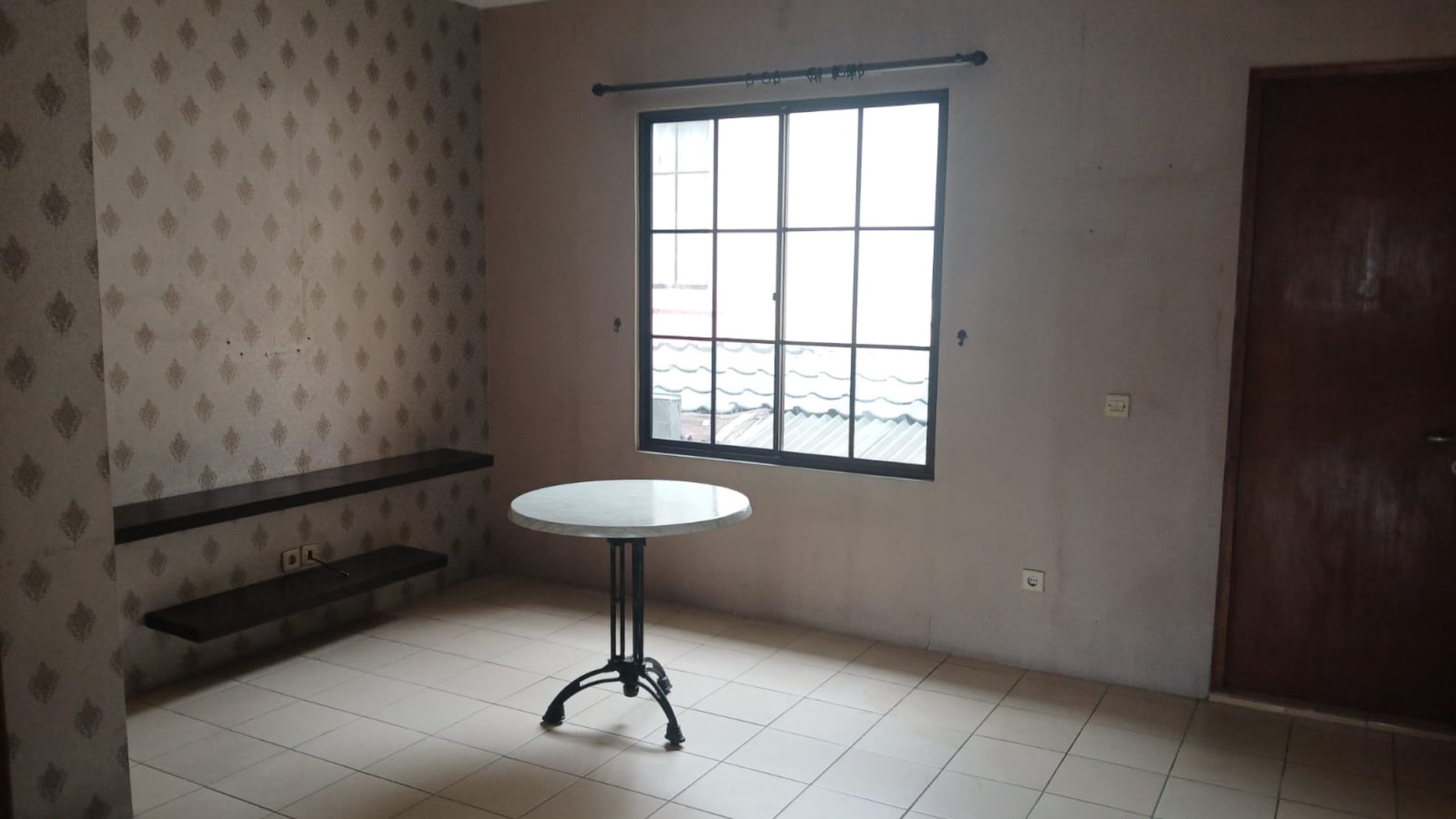 DIsewakan Townhouse murah di Permata Hijau Townhouse JL. Emerald - Lippo Karawaci Tangerang