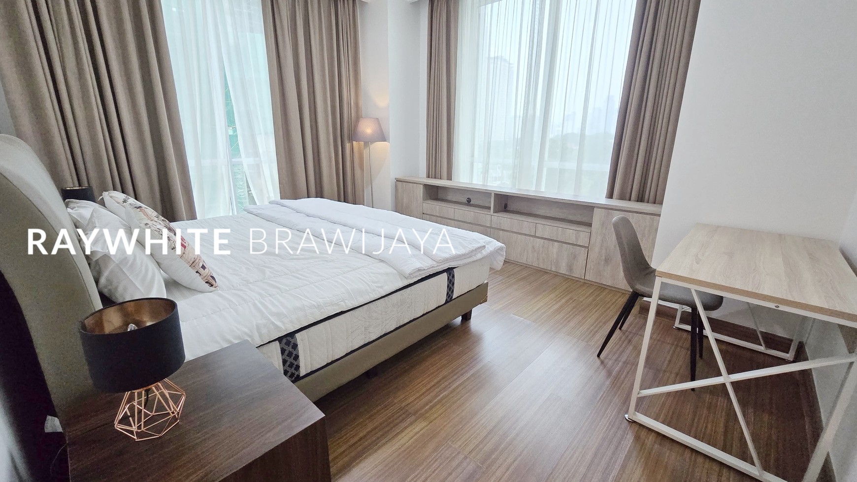 Apartment Pakubuwono View Fully-Furnished