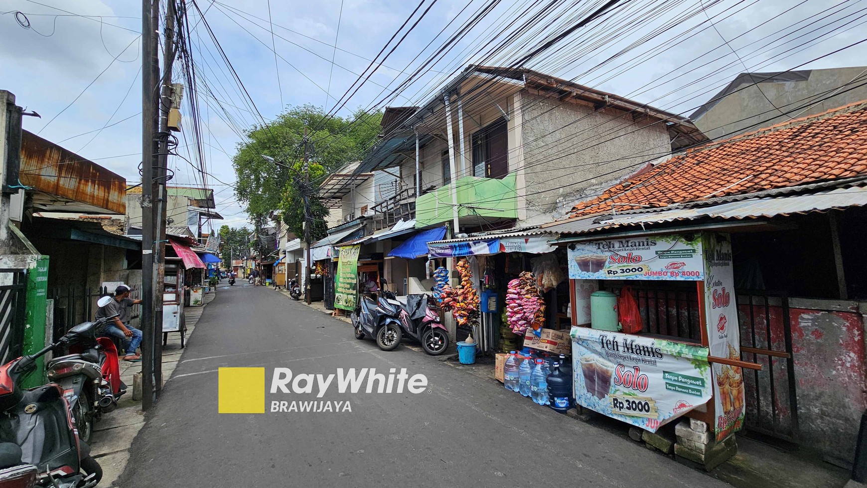 Rumah usaha di Kebaoran Baru, Bentuk tanah ngantong, Dekat MRT Blok A