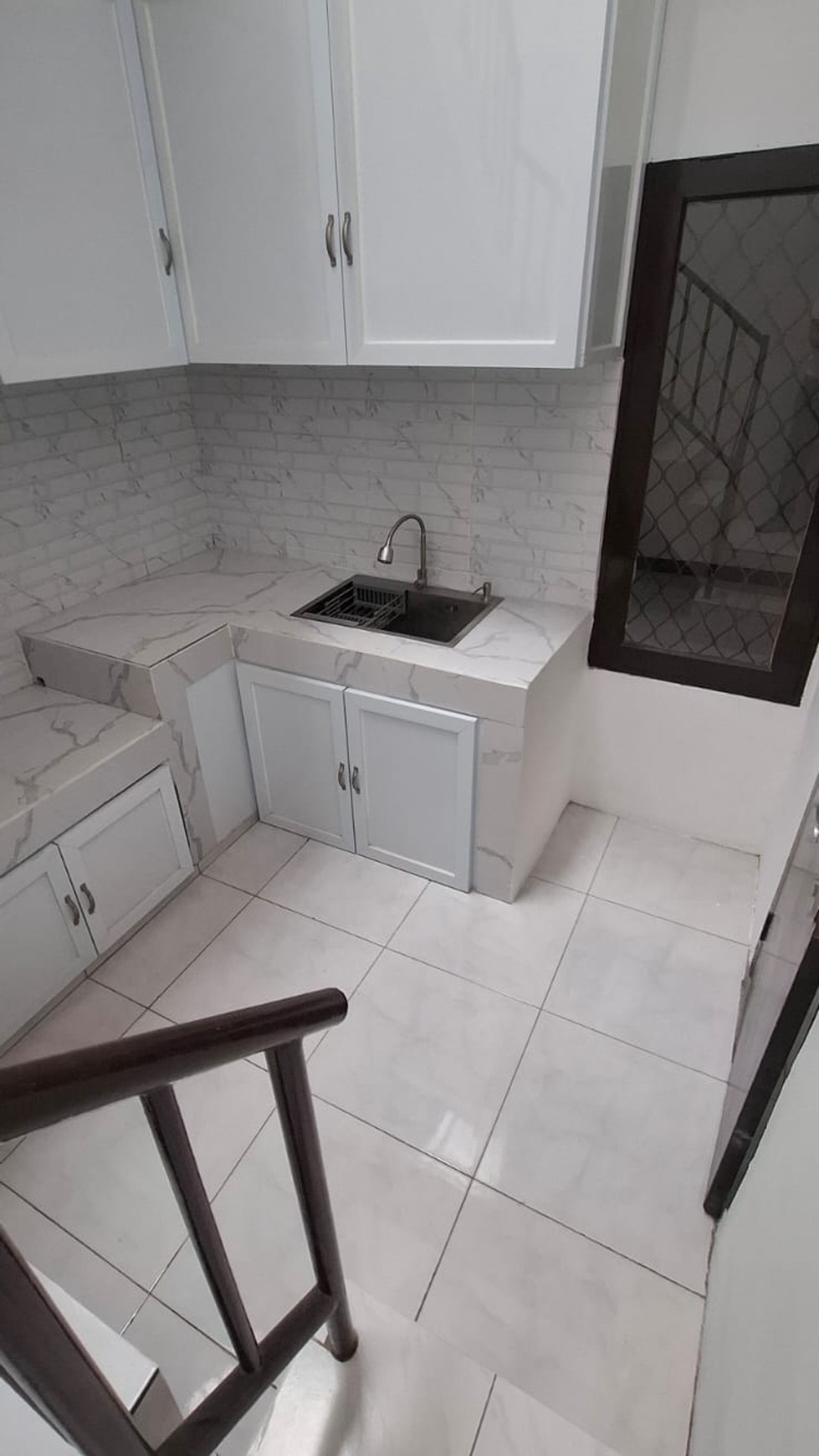 Rumah rapi di Nusa Loka BSD