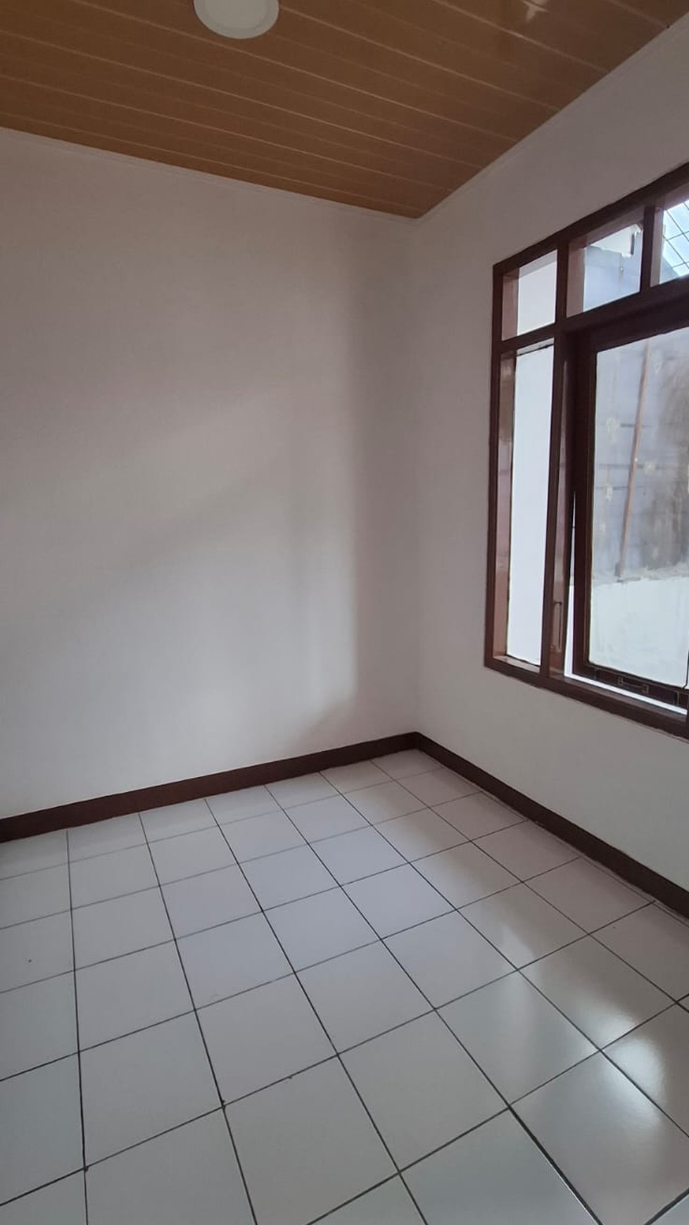 Rumah rapi di Nusa Loka BSD