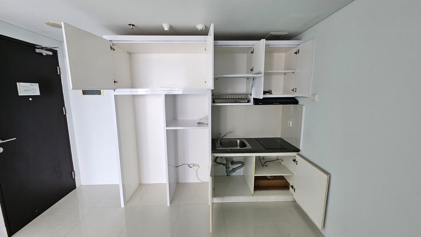 Apartemen Lexington type 2 BR di lantai 6 Bintaro Pesanggrahan Jaksel.