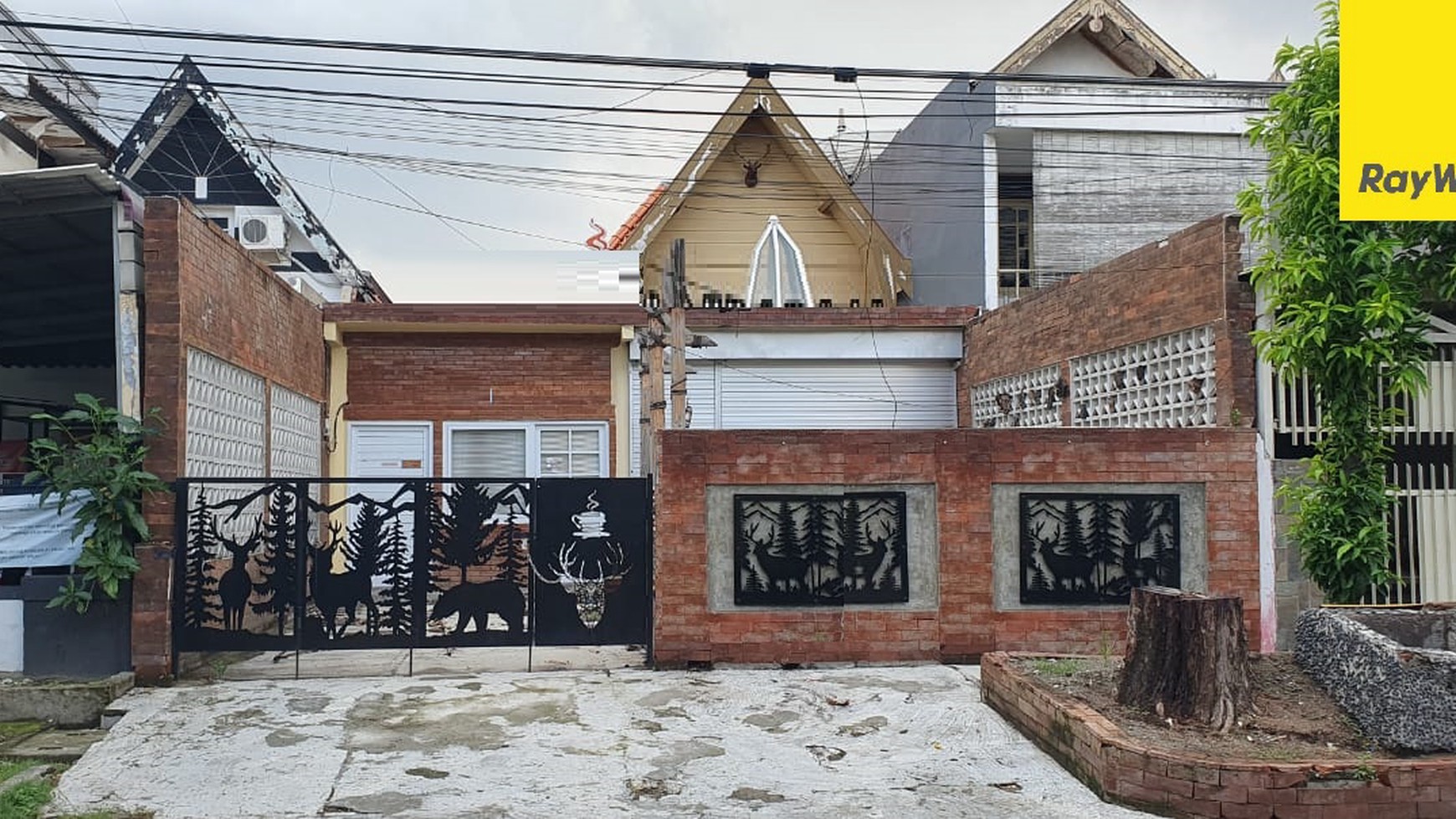 Dijual Rumah Strategis Usaha di Jl Tumapel Surabaya Pusat