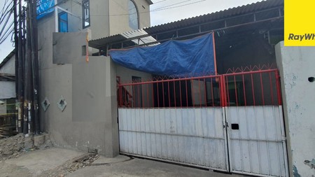 Dijual Rumah 2 lantai di Nol Jalan Banyu Urip Surabaya