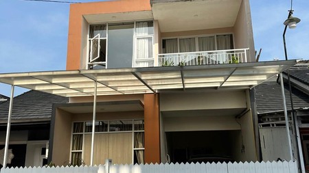 Rumah berlantai 2 di daerah tangerang dengan harga jual Menarik