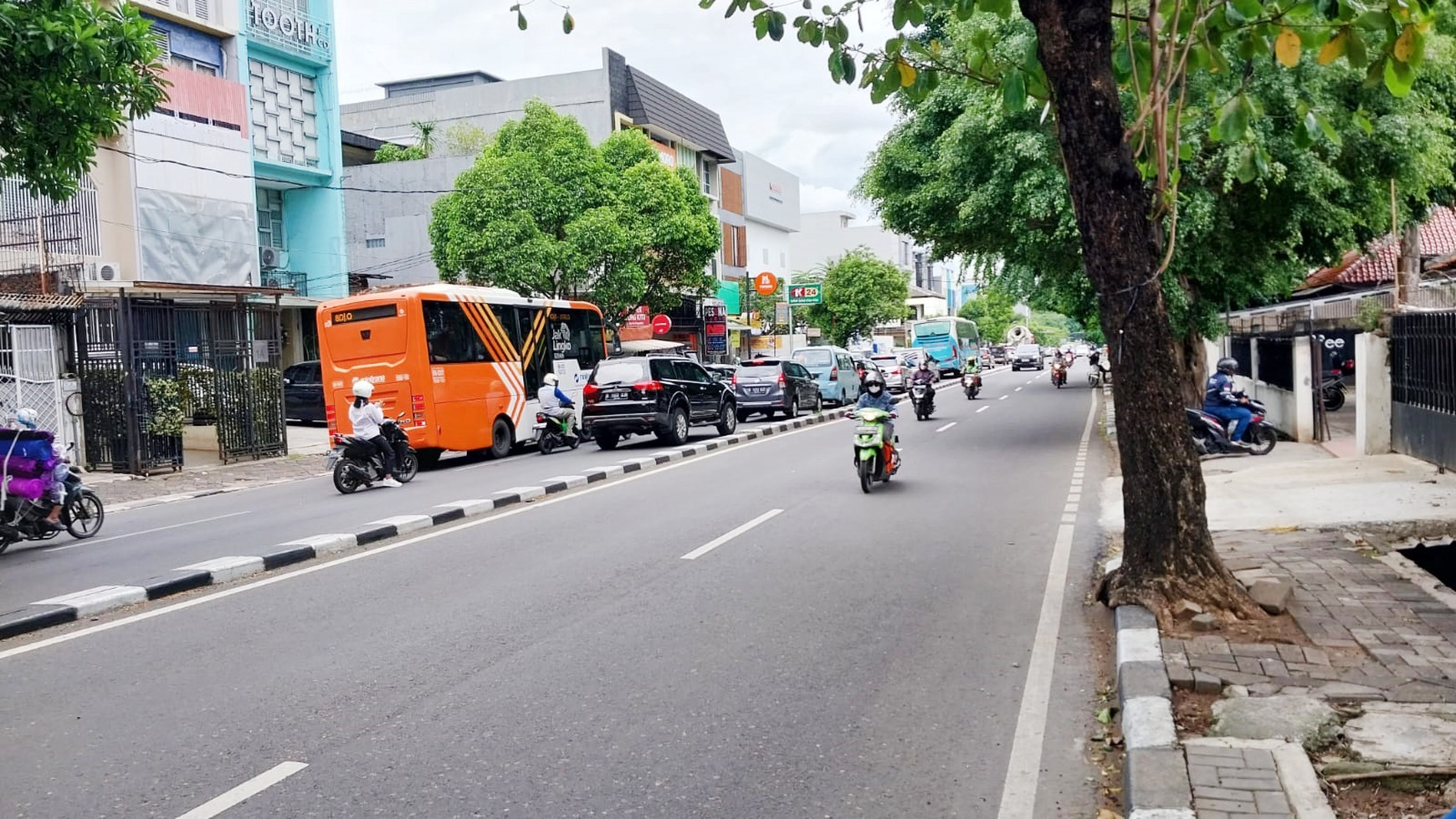 Kavling Siap Bangun Di Jl Pos Pengumben Raya  Kelapa Dua, Kebon Jeruk