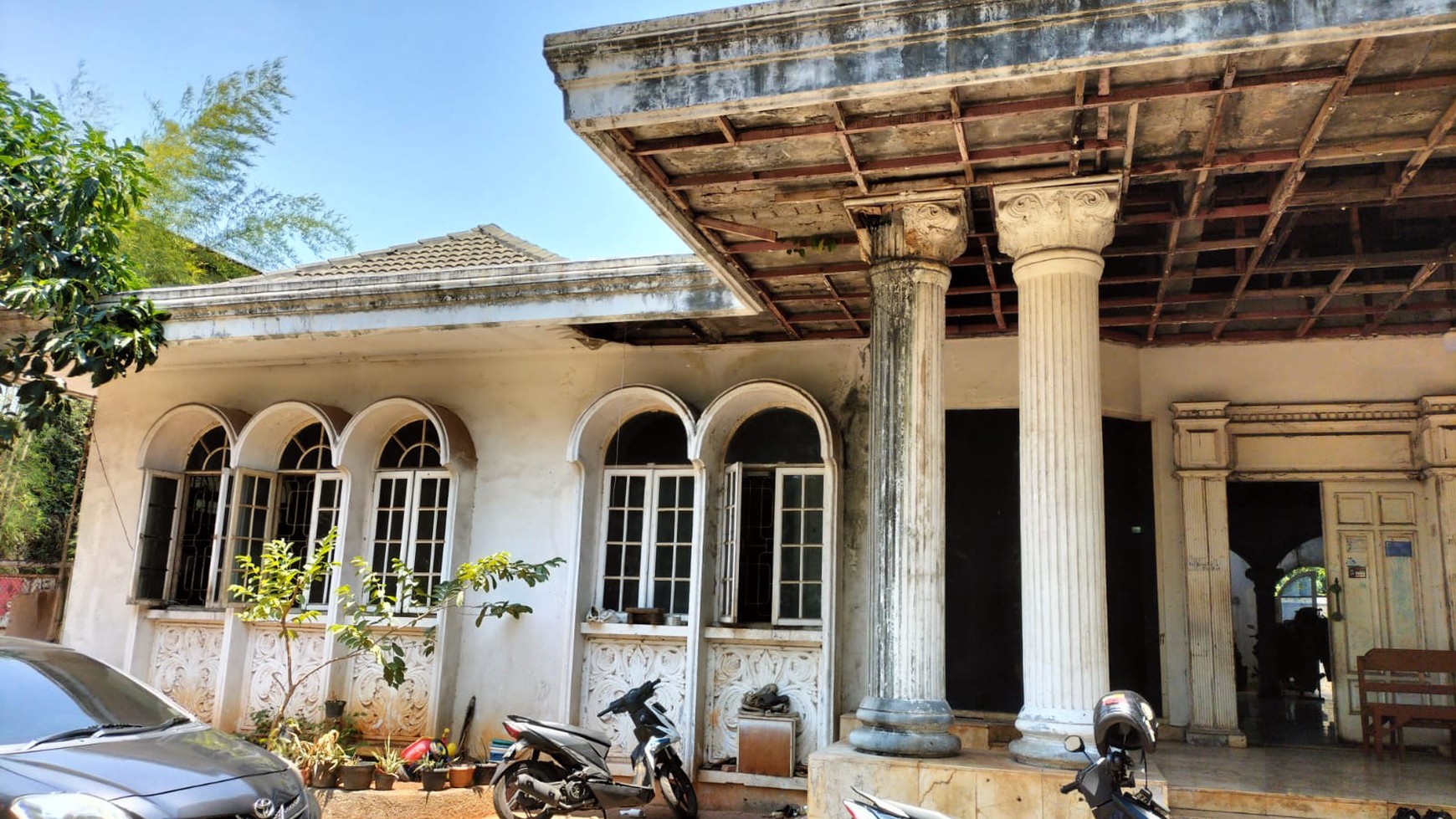 Rumah Bagus Di Jl Pejaten Raya, Jakarta Selatan