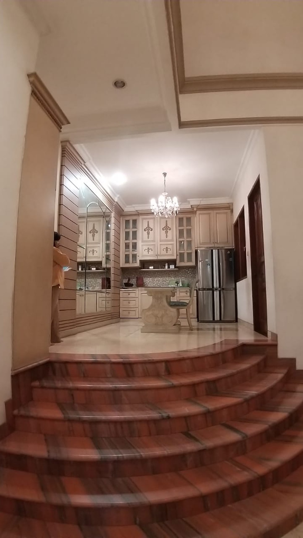 Rumah Hitung Tanah Area Cipete