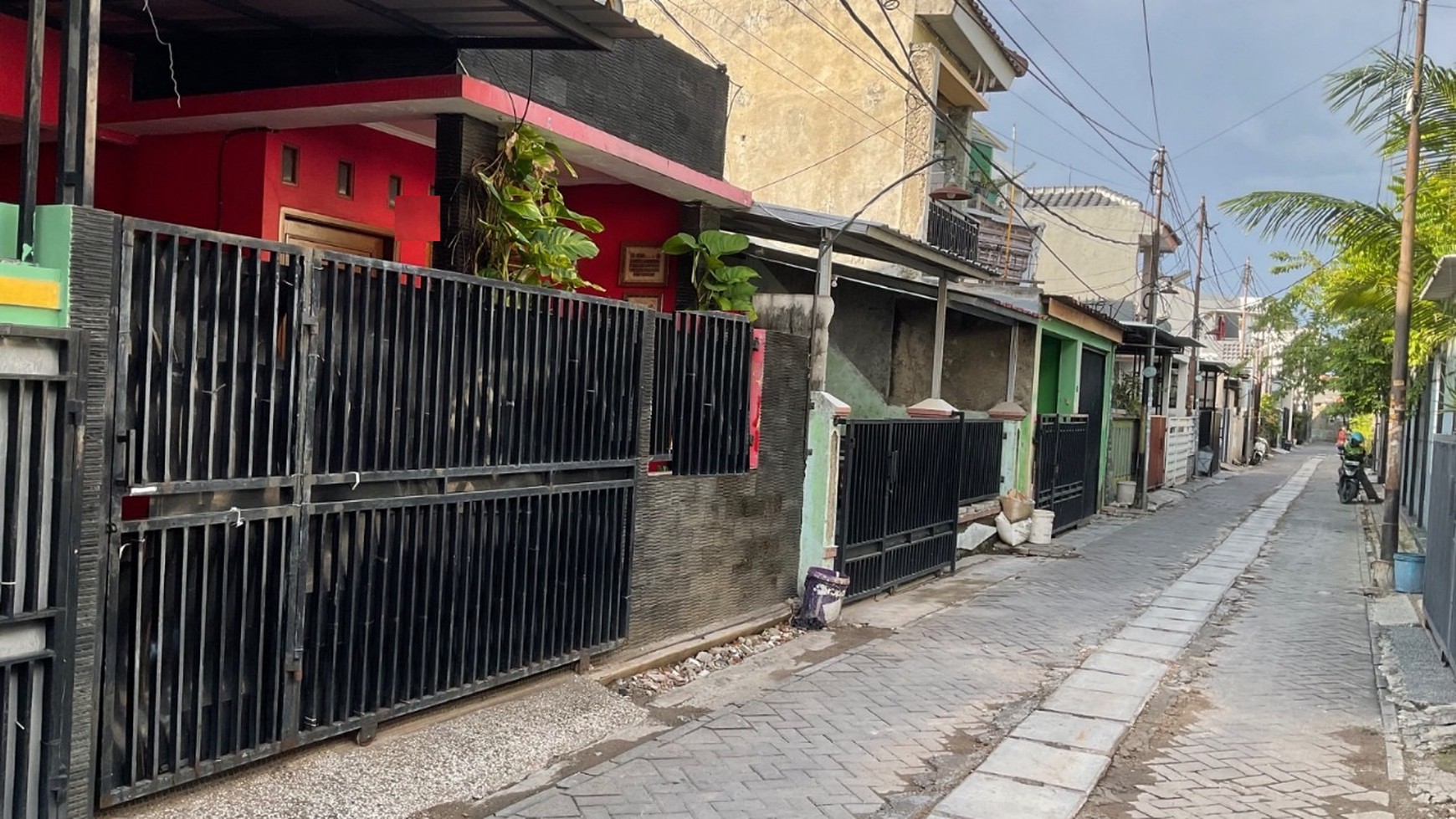 Rumah 2 Lantai, Bebas banjir di Larangan