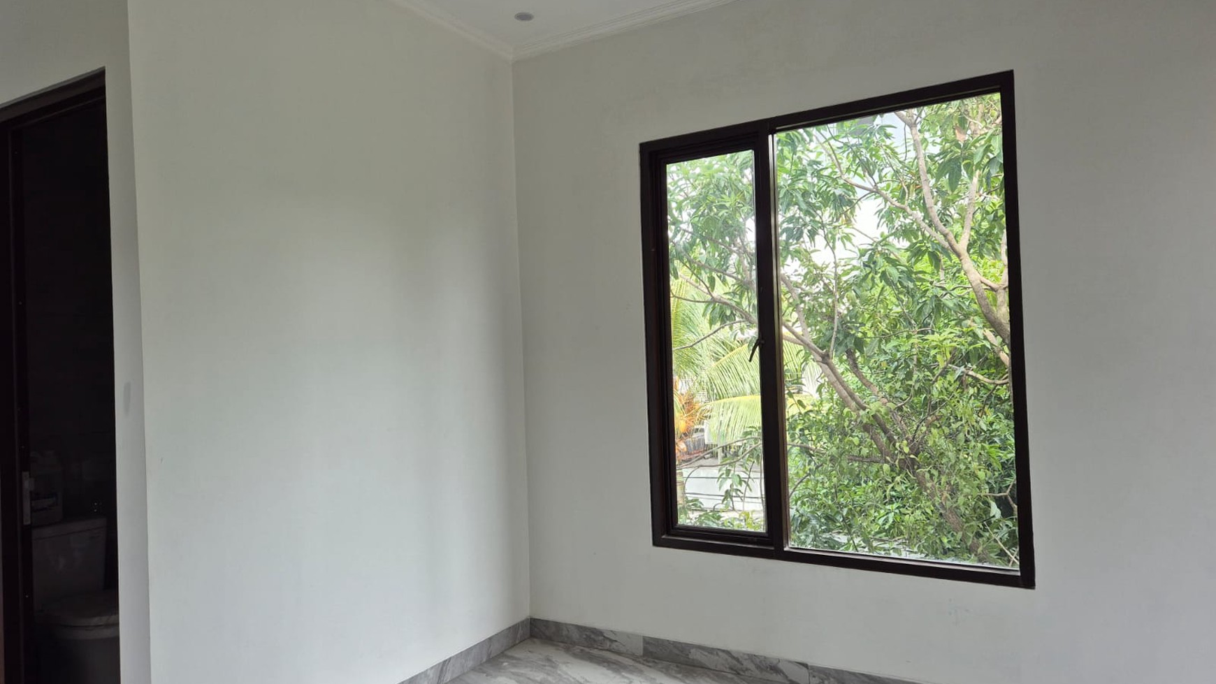 Rumah Cantik  Siap Huni di Maleo Bintaro Sektor 9