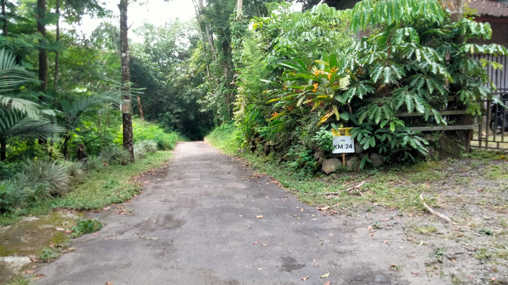 Villa + Cofee Shop di Kawasan Wisata Kaliurang Pakem Sleman 