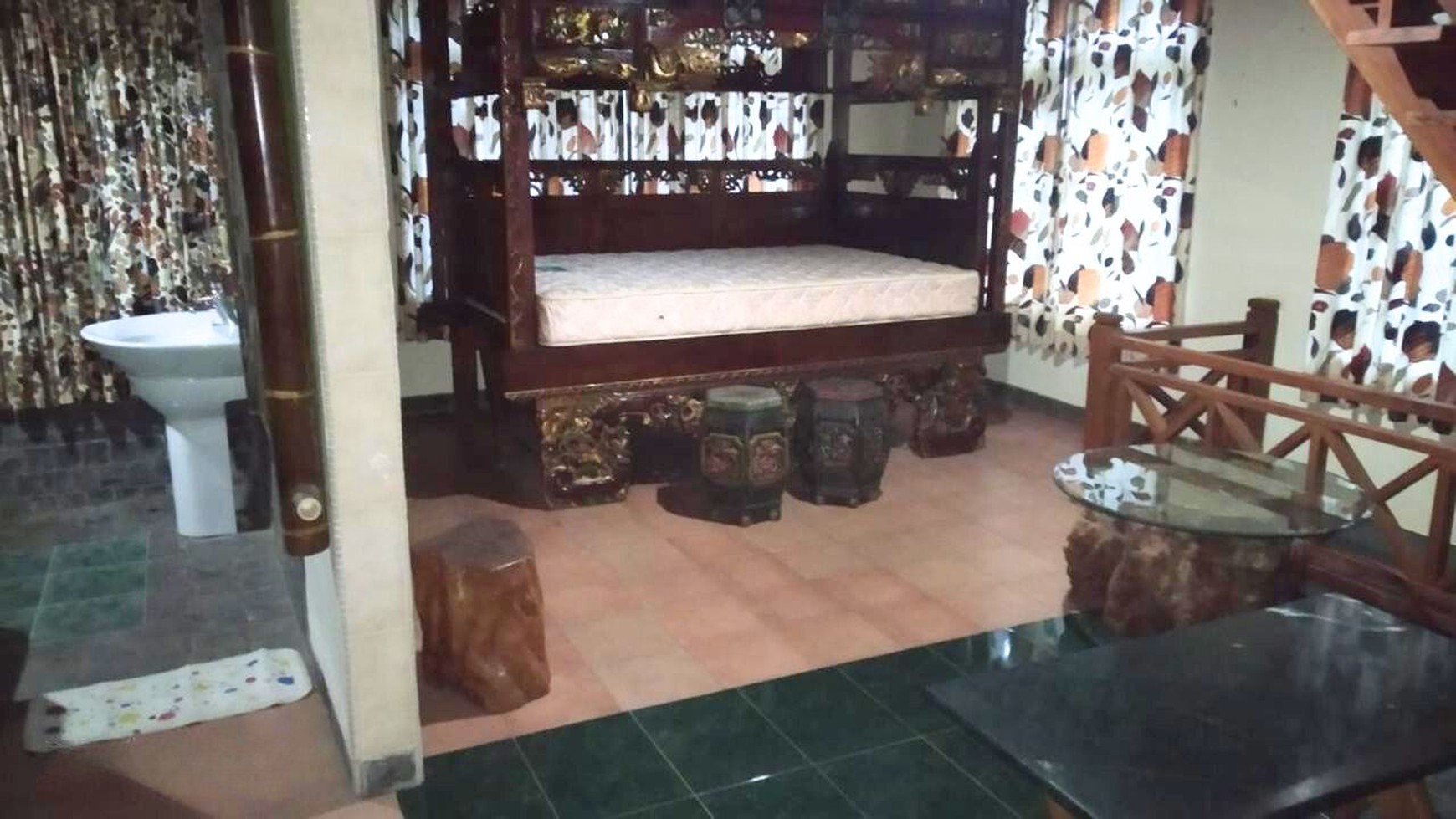 Villa 2 Lantai Full Furnished Di Cipayung Megamendung, Bogor