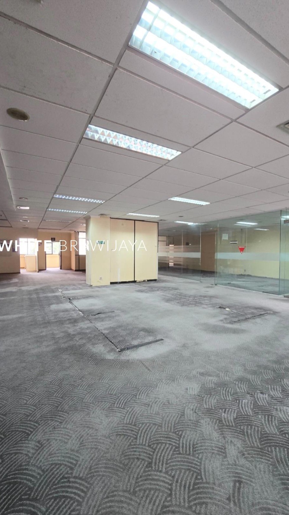 Gedung Office Space Area Blok M Melawai Raya