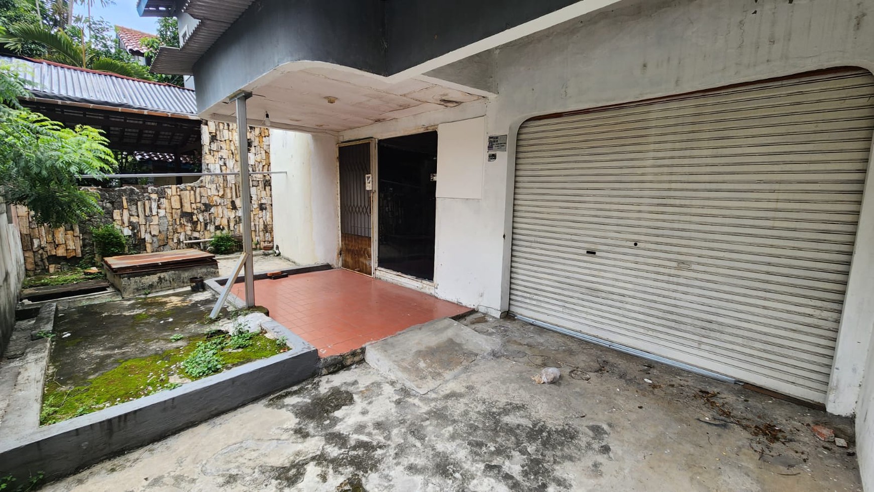 Dijual Rumah Lama Hitung Tanah di jl. Tanjung Duren, Grogol, Jakarta Barat