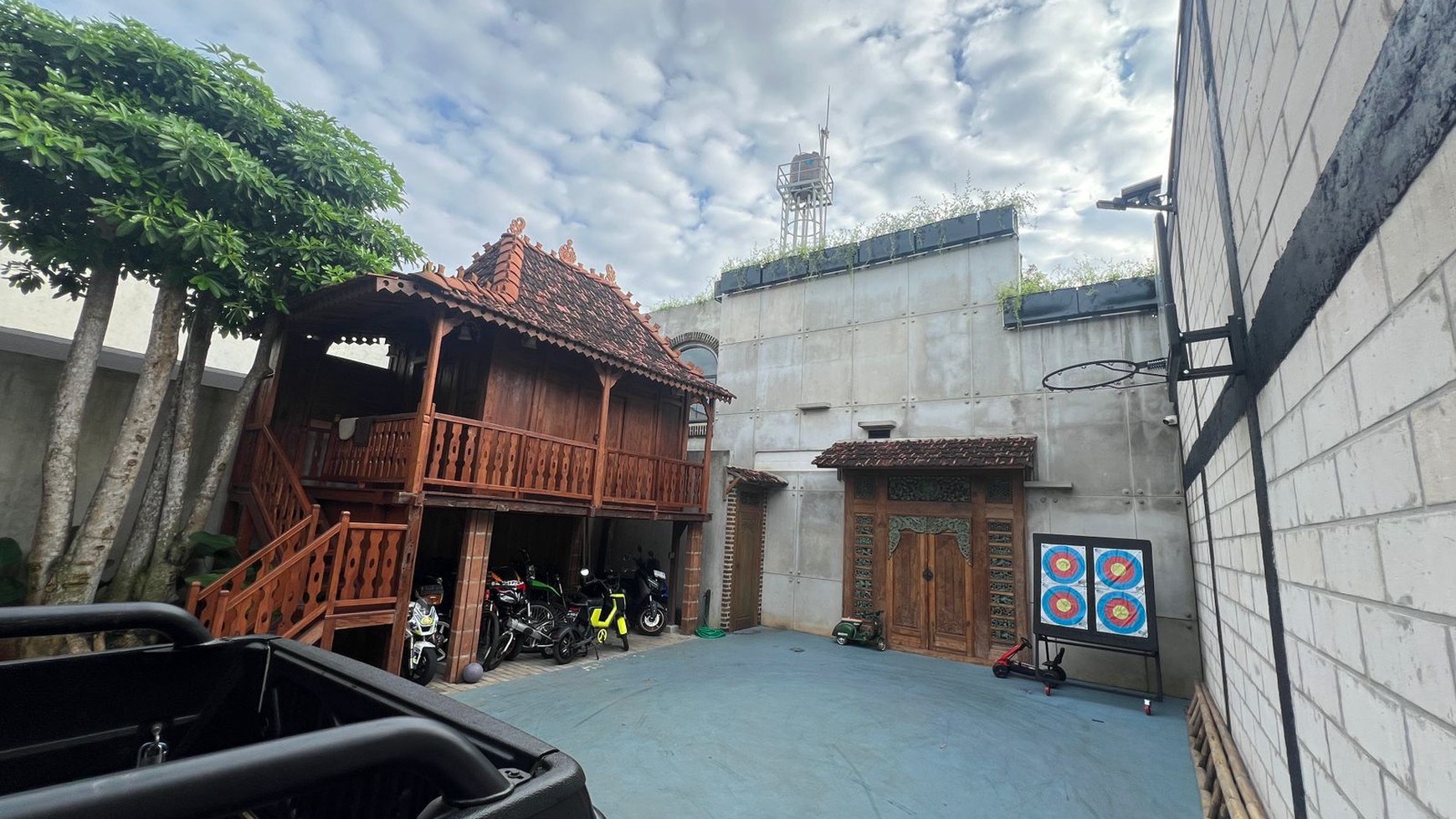 Rumah Hitung Tanah Area Cipete