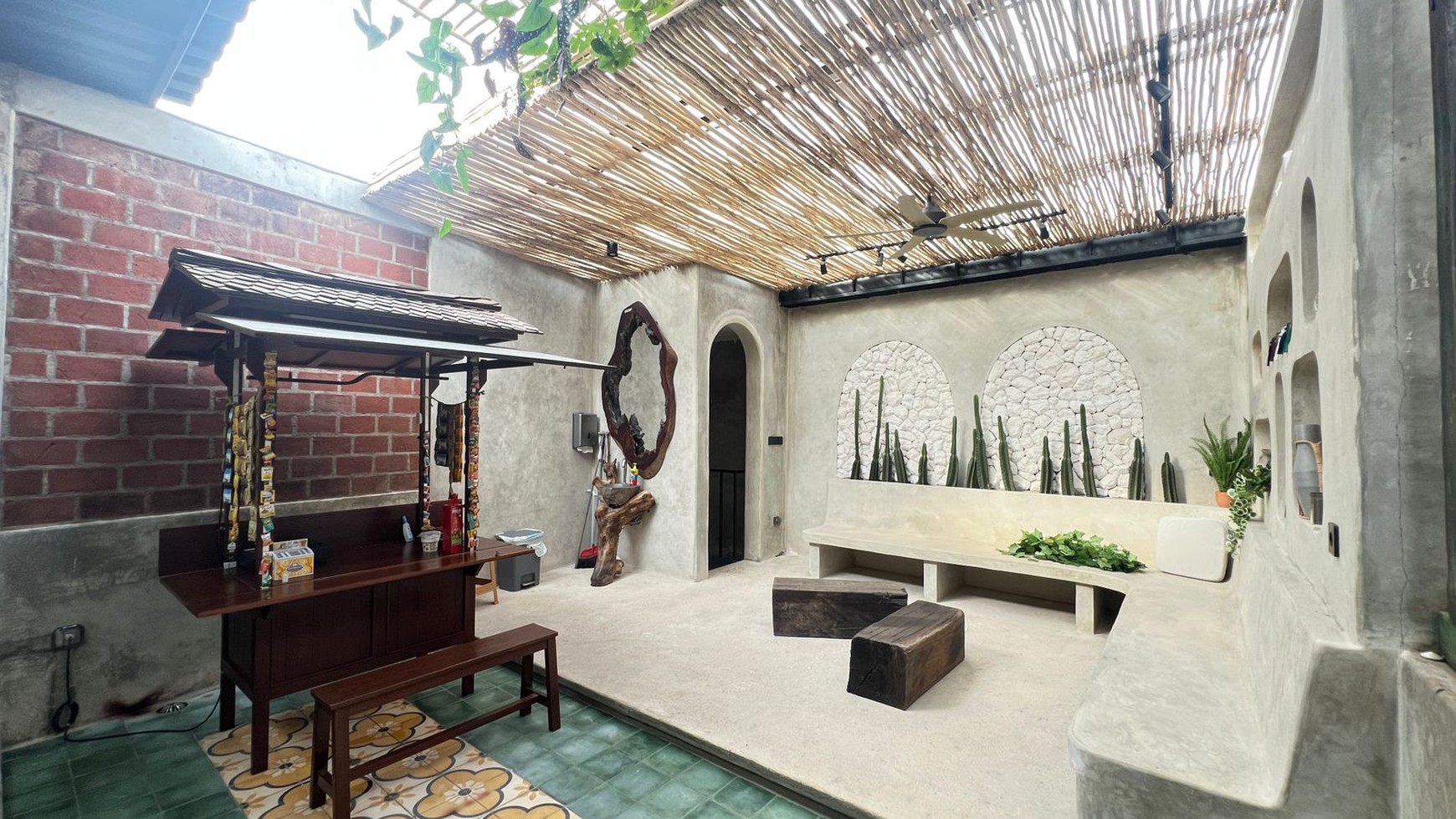 Rumah Hitung Tanah Area Cipete