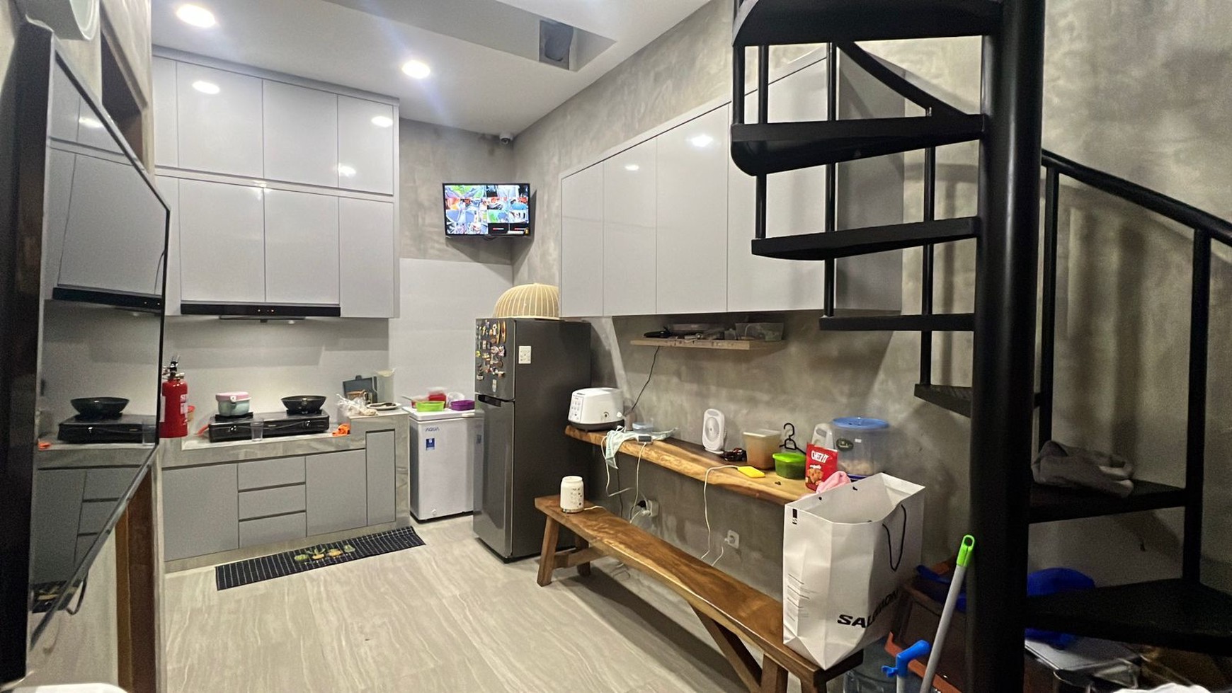 Rumah Hitung Tanah Area Cipete