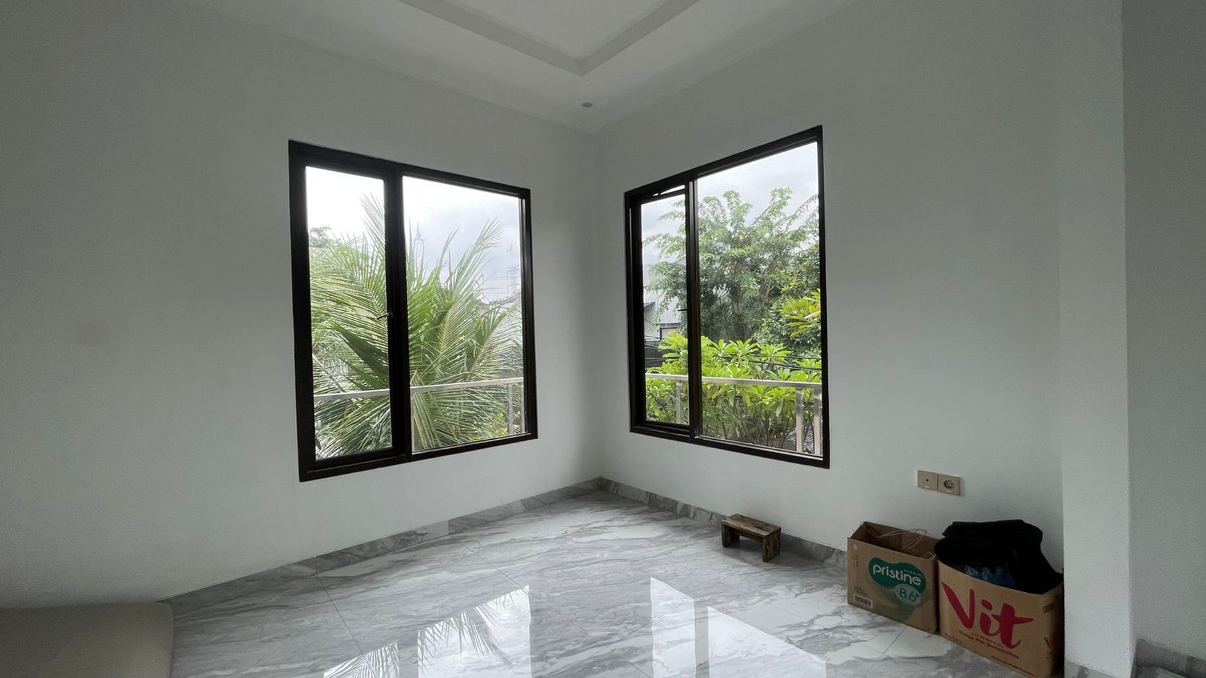 Rumah Hitung Tanah Area Cipete