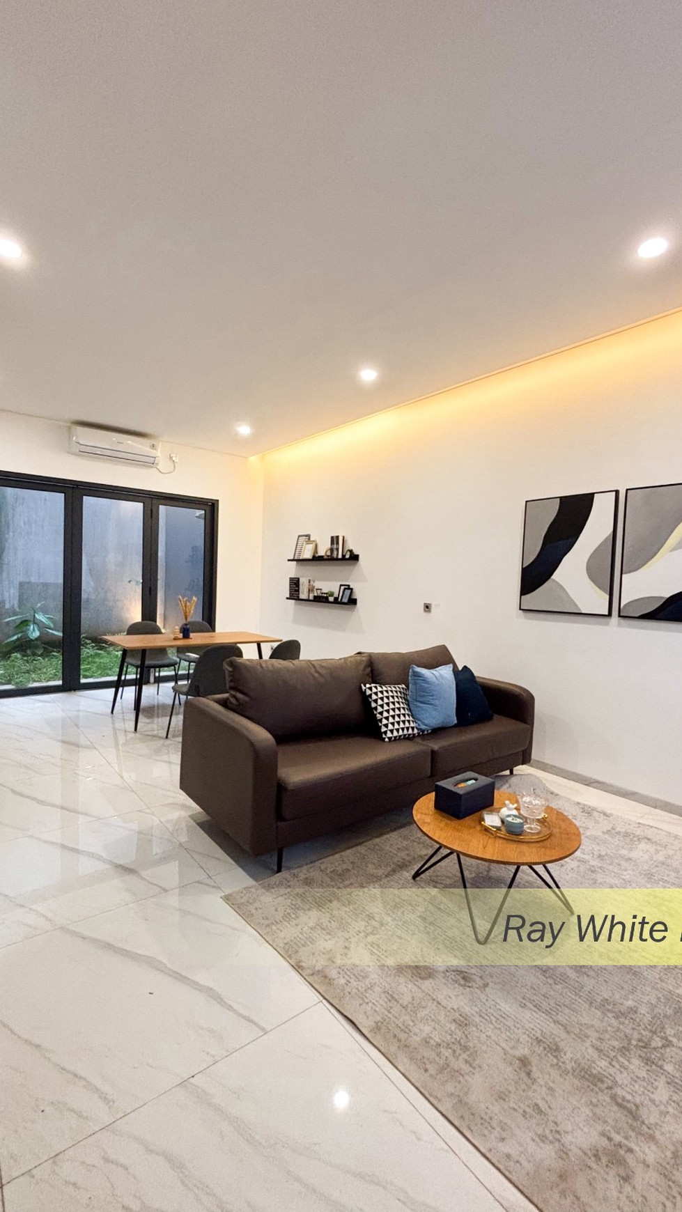 Rumah Hitung Tanah Area Cipete