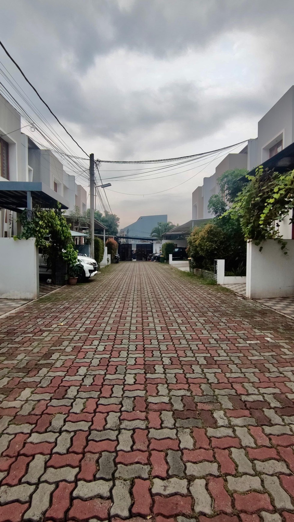 Rumah Hitung Tanah Area Cipete