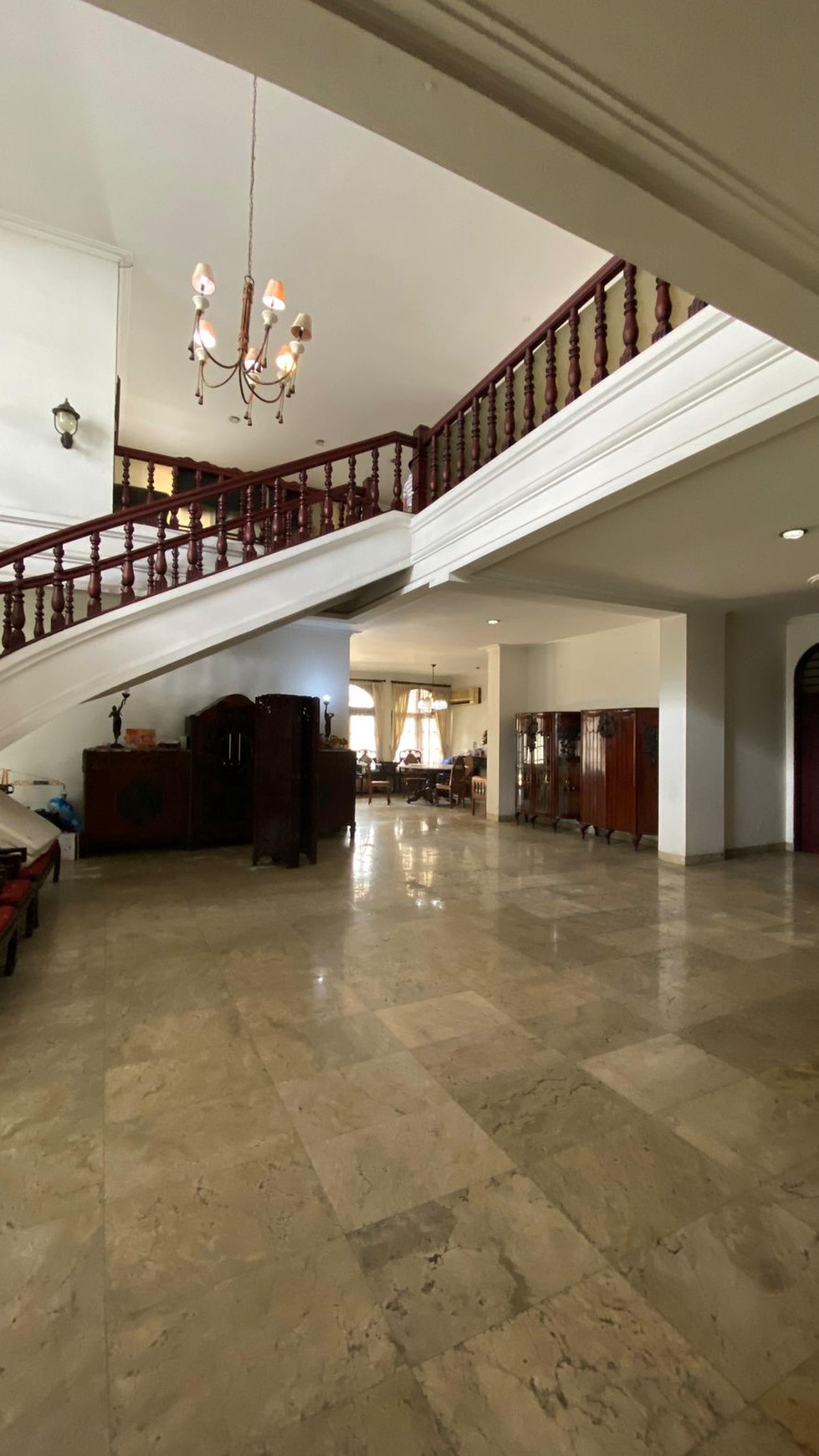 Rumah Hitung Tanah Area Cipete