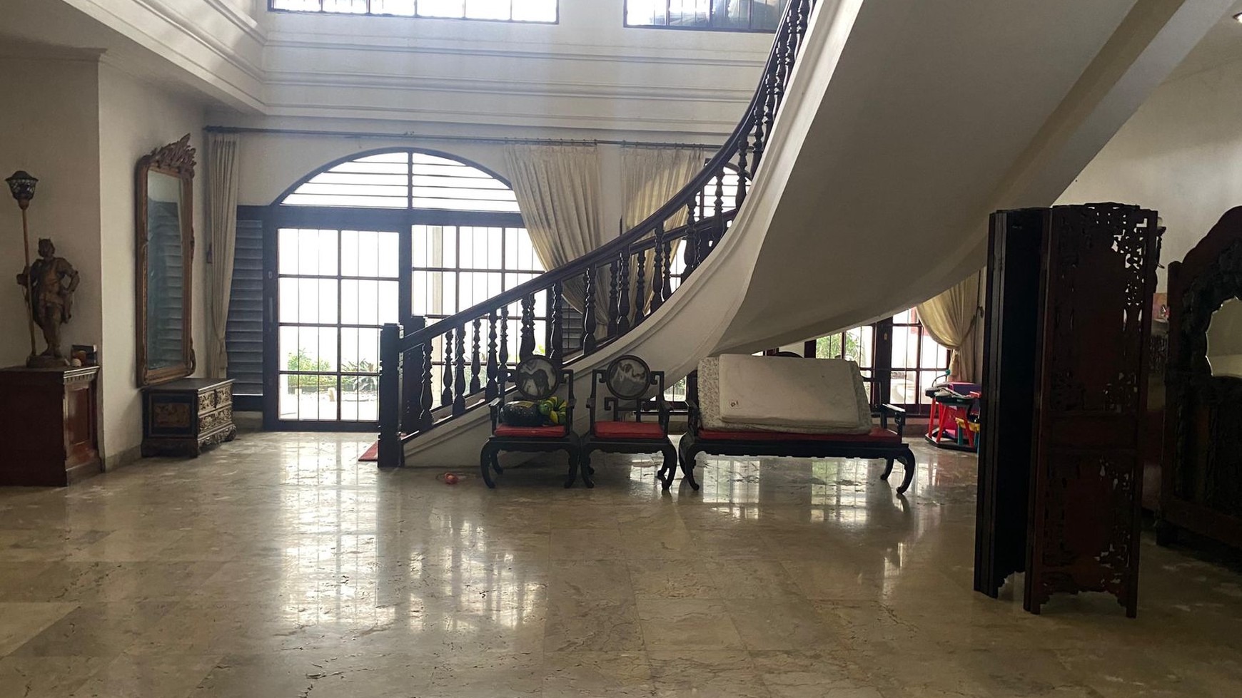 Rumah Hitung Tanah Area Cipete