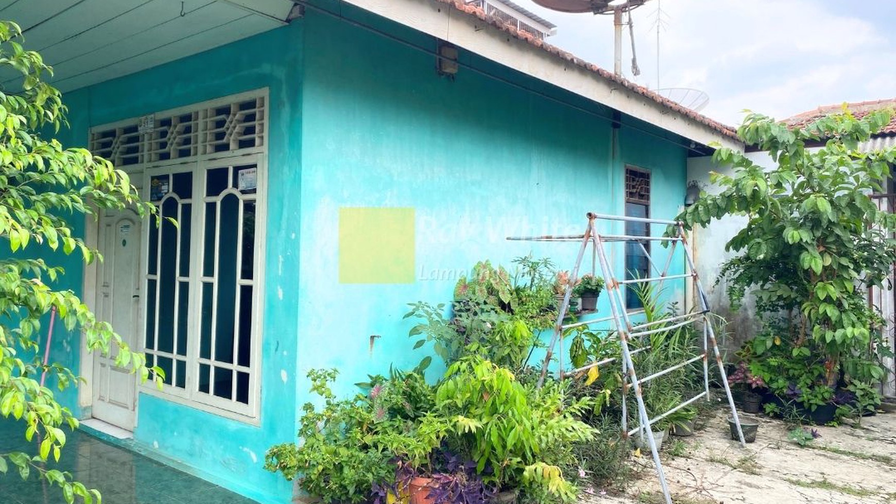 Rumah Daerah Rawa Laut Enggal Bandar Lampung