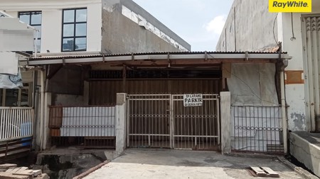 Dijual Rumah SHM di Jalan Kedungsari Surabaya Pusat