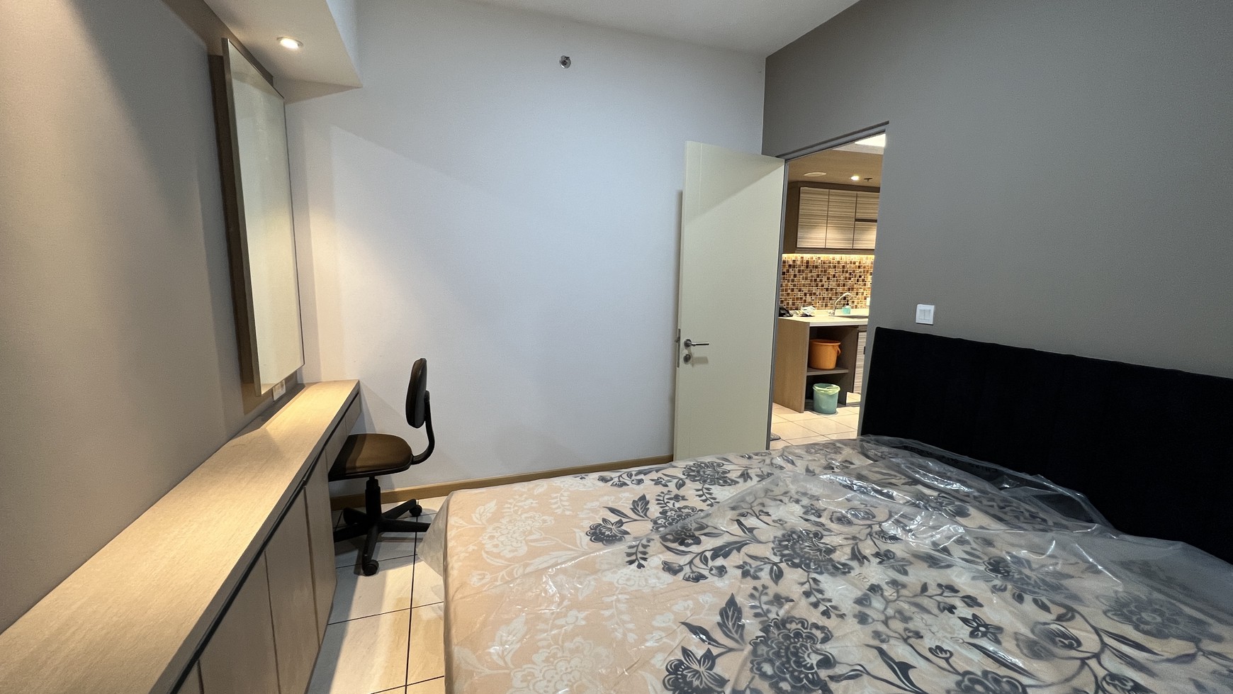 Dijual  Apartement M Town Tower Avery