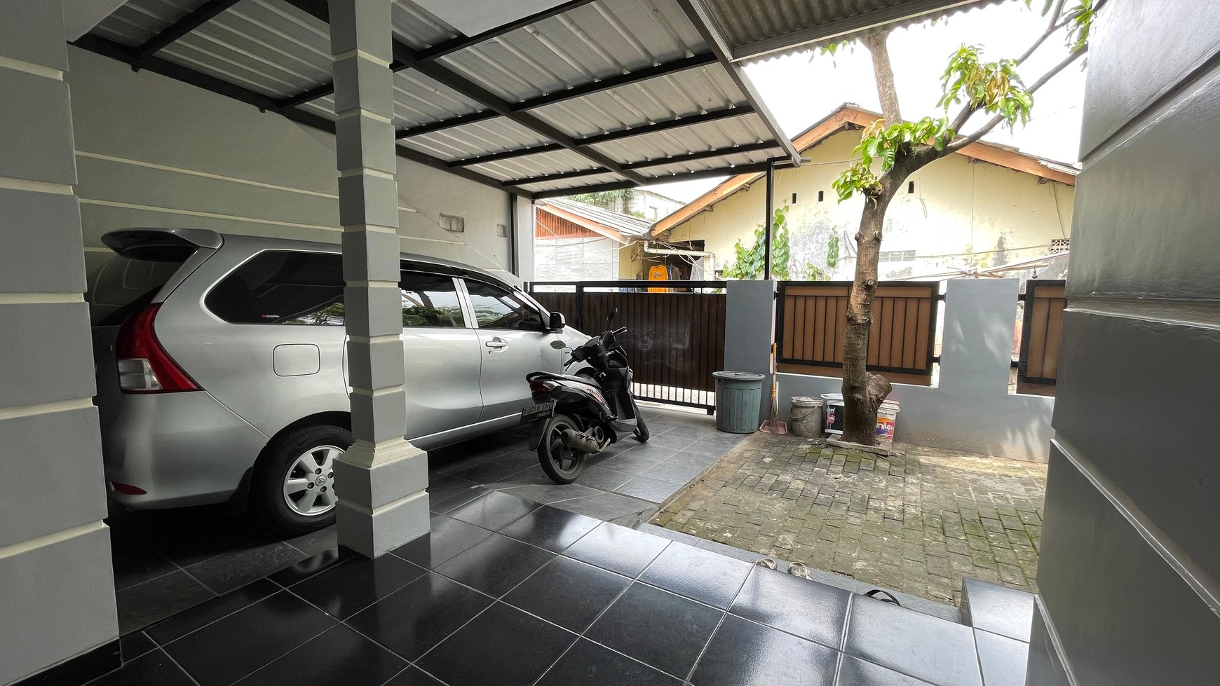 Rumah Bagus DI Jl Masjid Sudimara Timur Ciledug Kota Tangerang