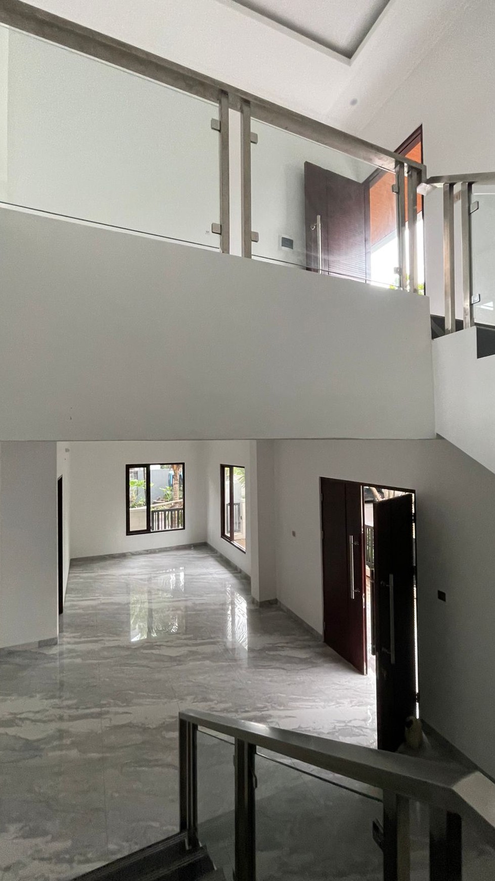  Rumah Baru,dekat jajan,securty 24 jam di Bintaro Jaya 9.