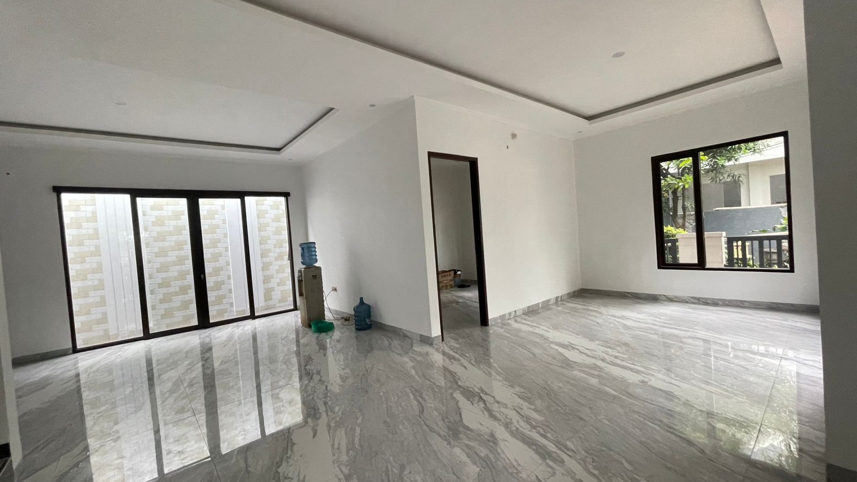  Rumah Baru,dekat jajan,securty 24 jam di Bintaro Jaya 9.