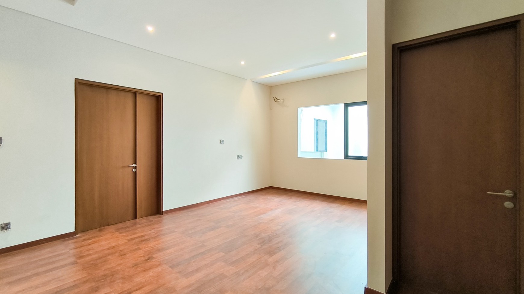 Rumah dalam ruangan Bagus,nyaman di Bintaro Jaya 9