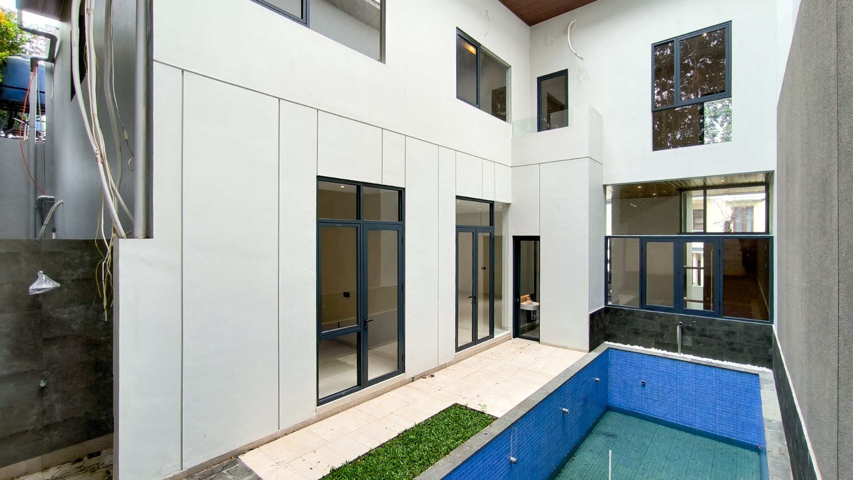 Rumah dalam ruangan Bagus,nyaman di Bintaro Jaya 9