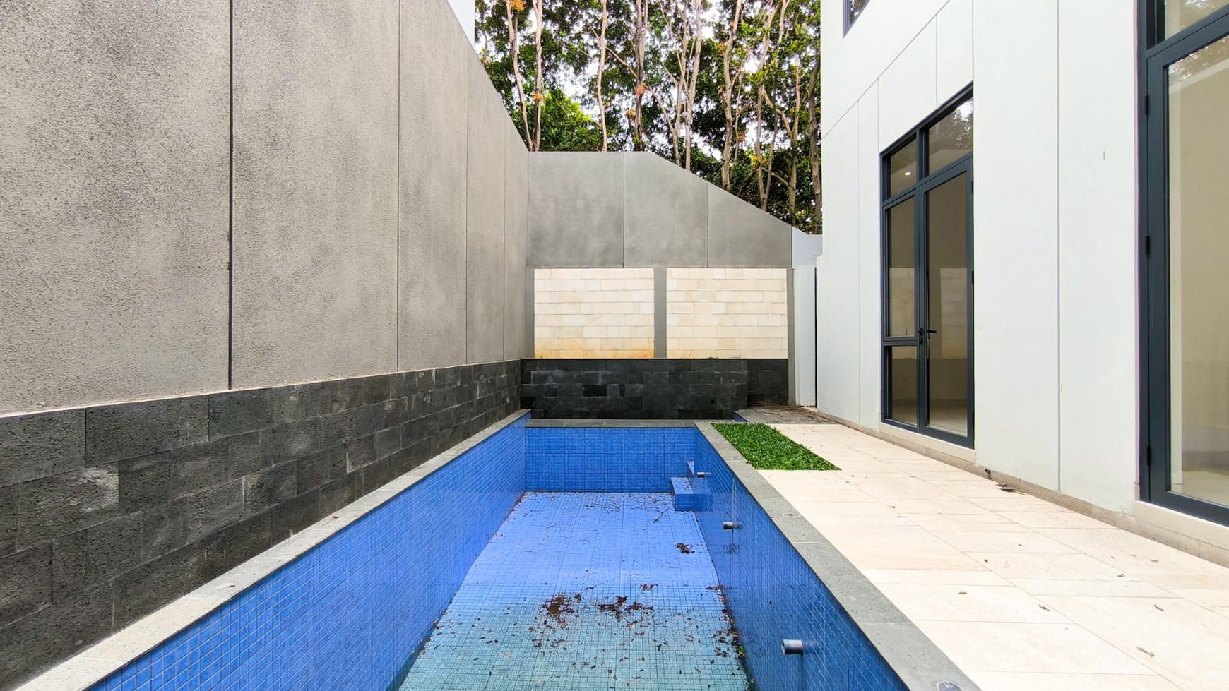 Rumah dalam ruangan Bagus,nyaman di Bintaro Jaya 9