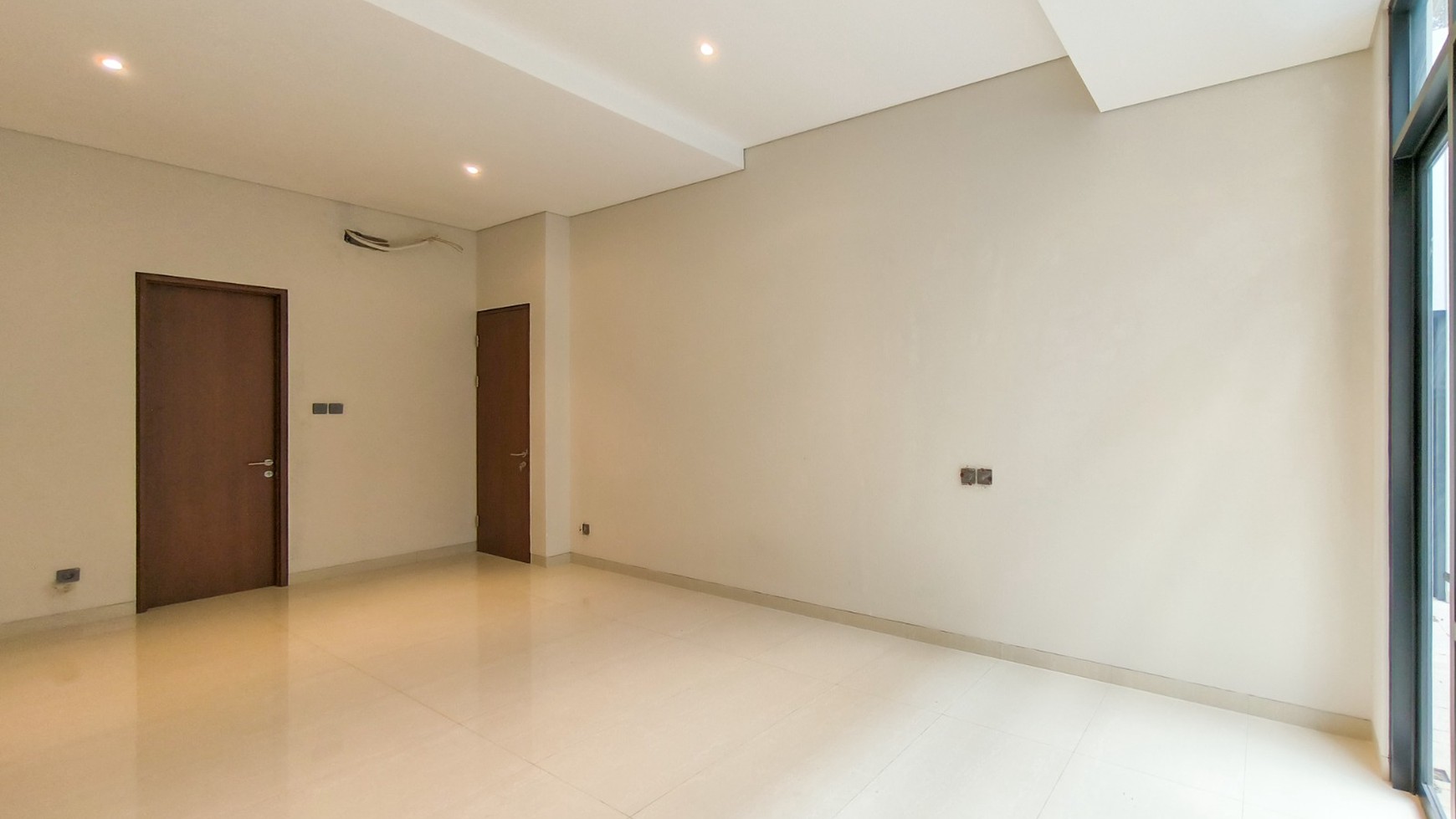 Rumah dalam ruangan Bagus,nyaman di Bintaro Jaya 9