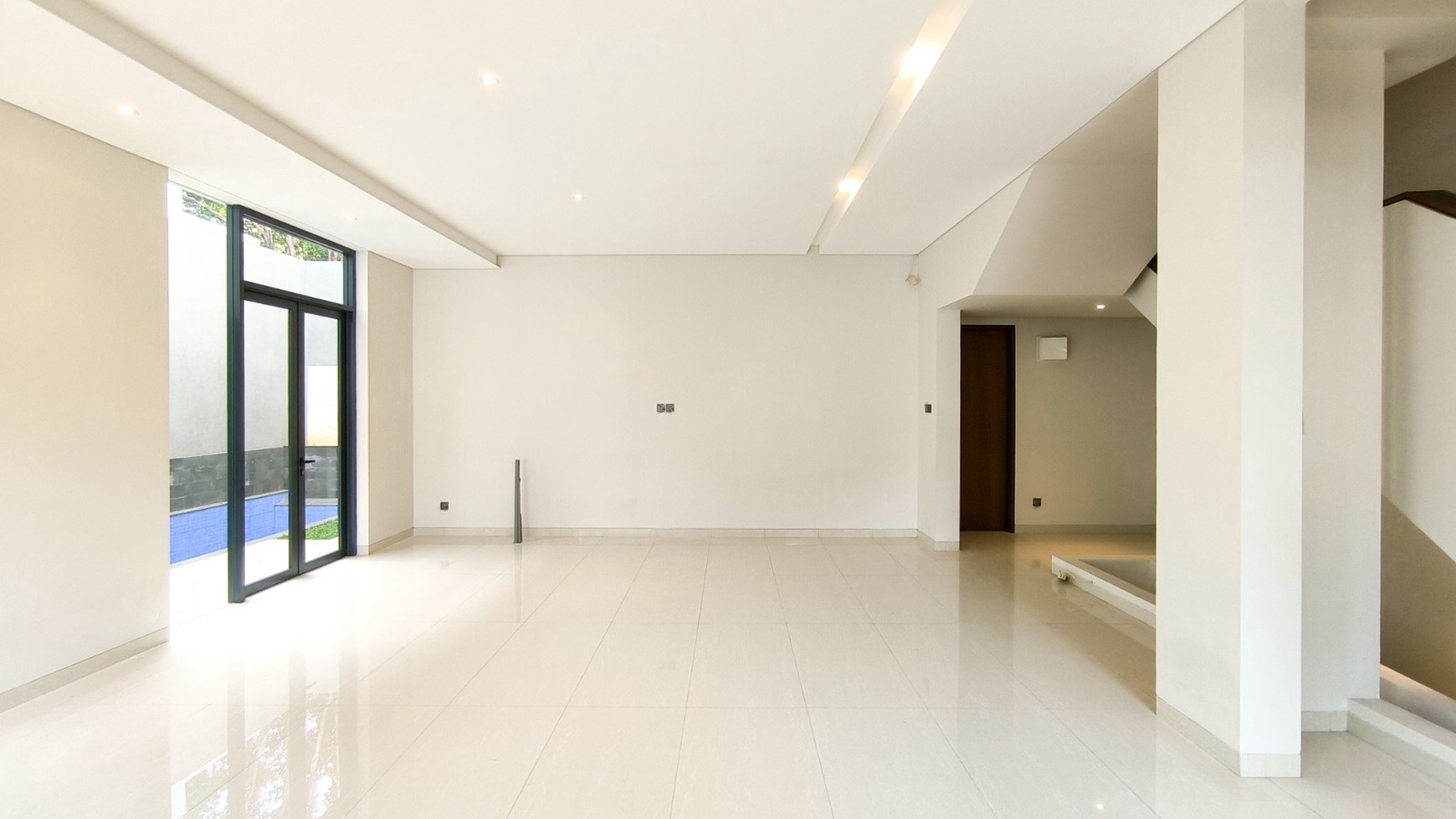 Rumah dalam ruangan Bagus,nyaman di Bintaro Jaya 9