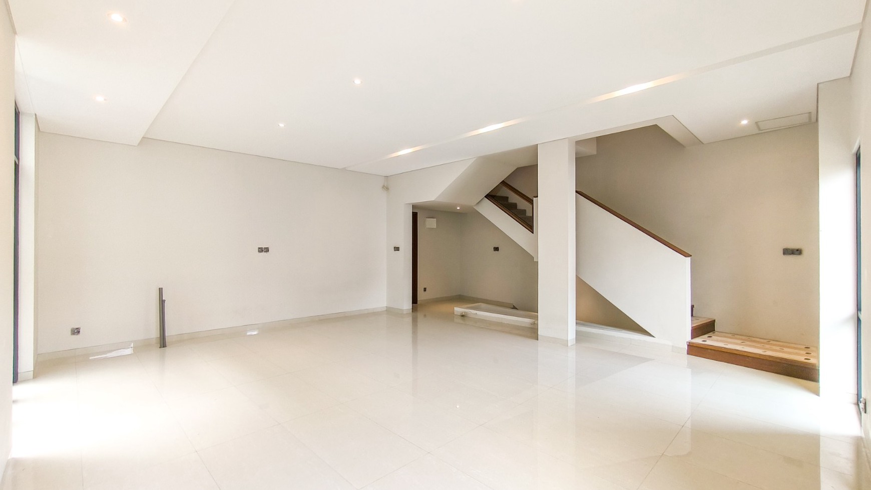 Rumah dalam ruangan Bagus,nyaman di Bintaro Jaya 9