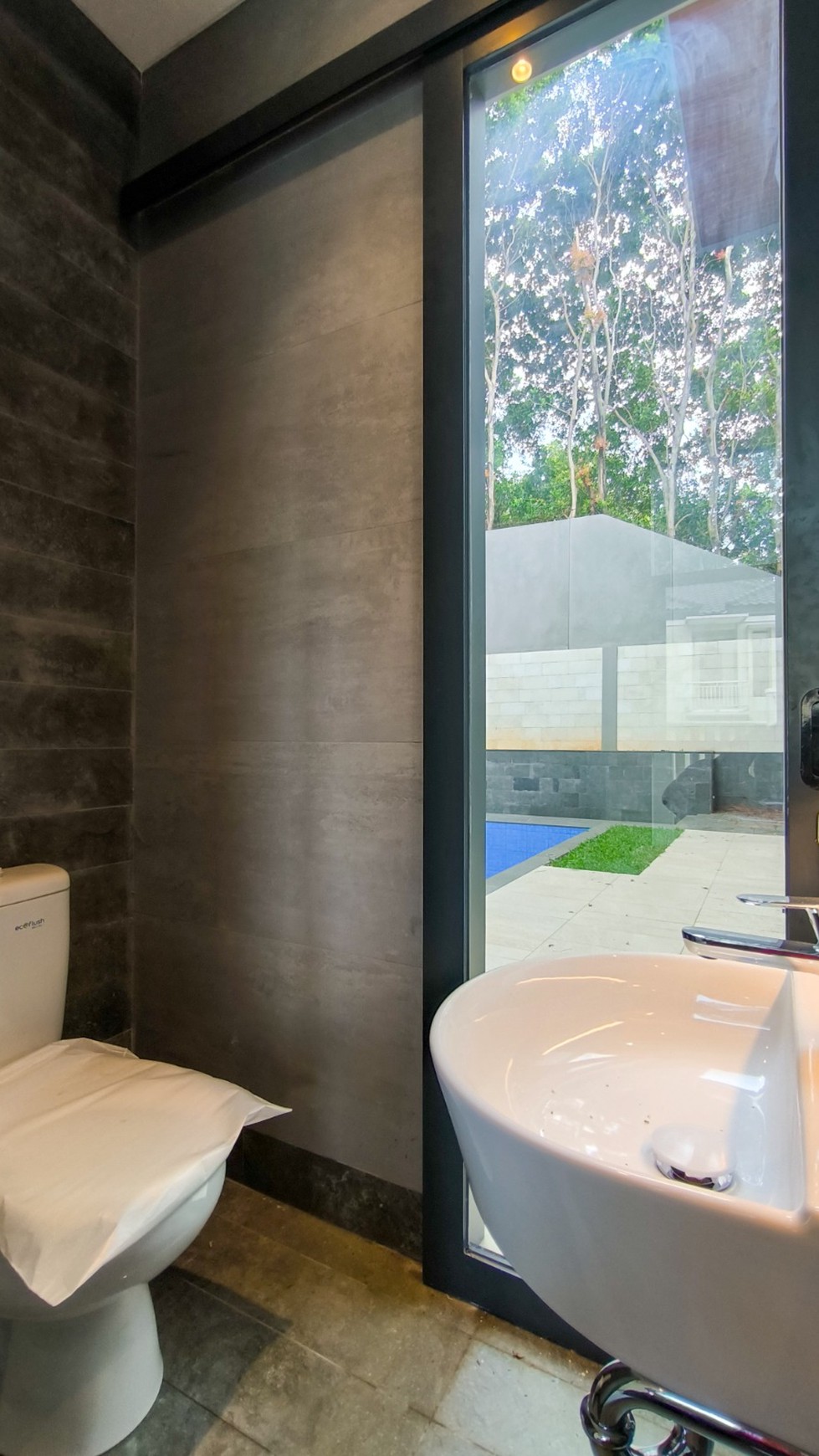 Rumah dalam ruangan Bagus,nyaman di Bintaro Jaya 9