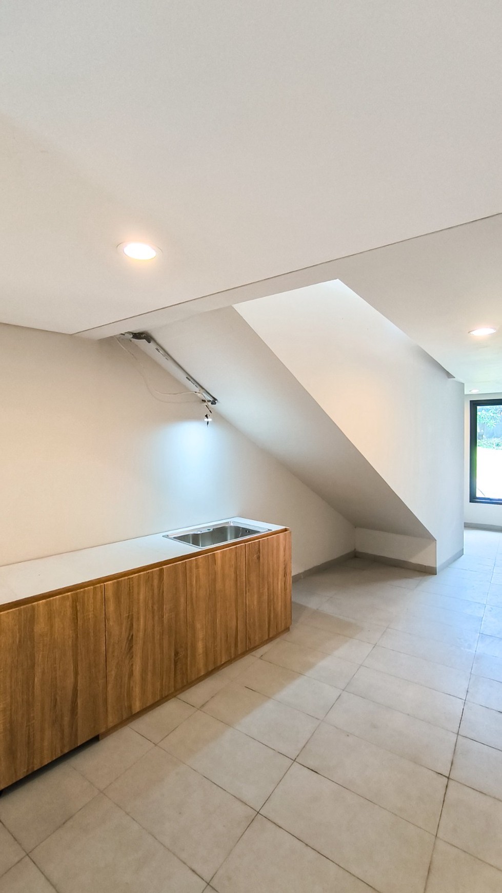 Rumah dalam ruangan Bagus,nyaman di Bintaro Jaya 9