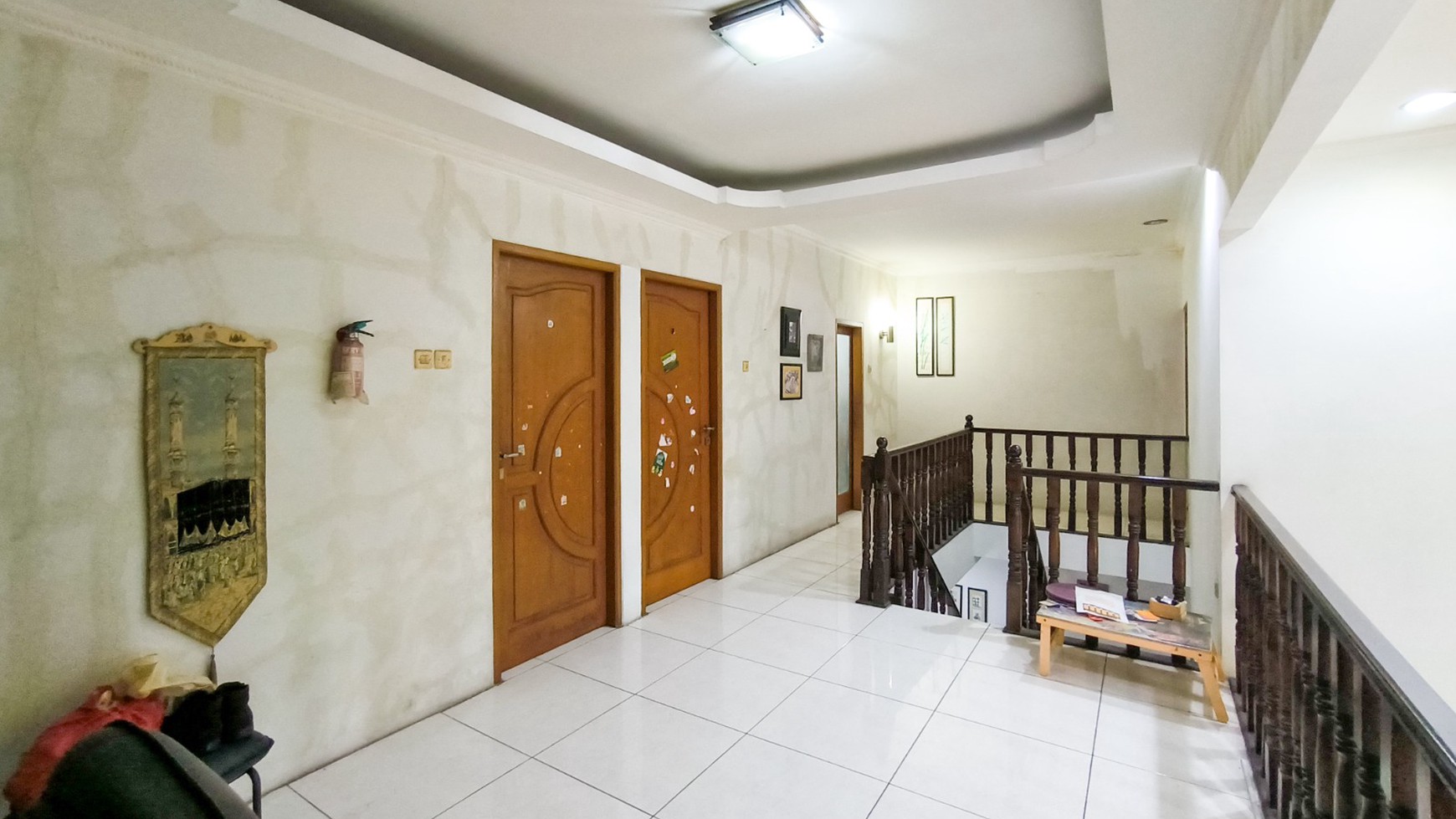 Rumah siap huni,2 lantai,strategis di Bintaro Jaya Sektor 9