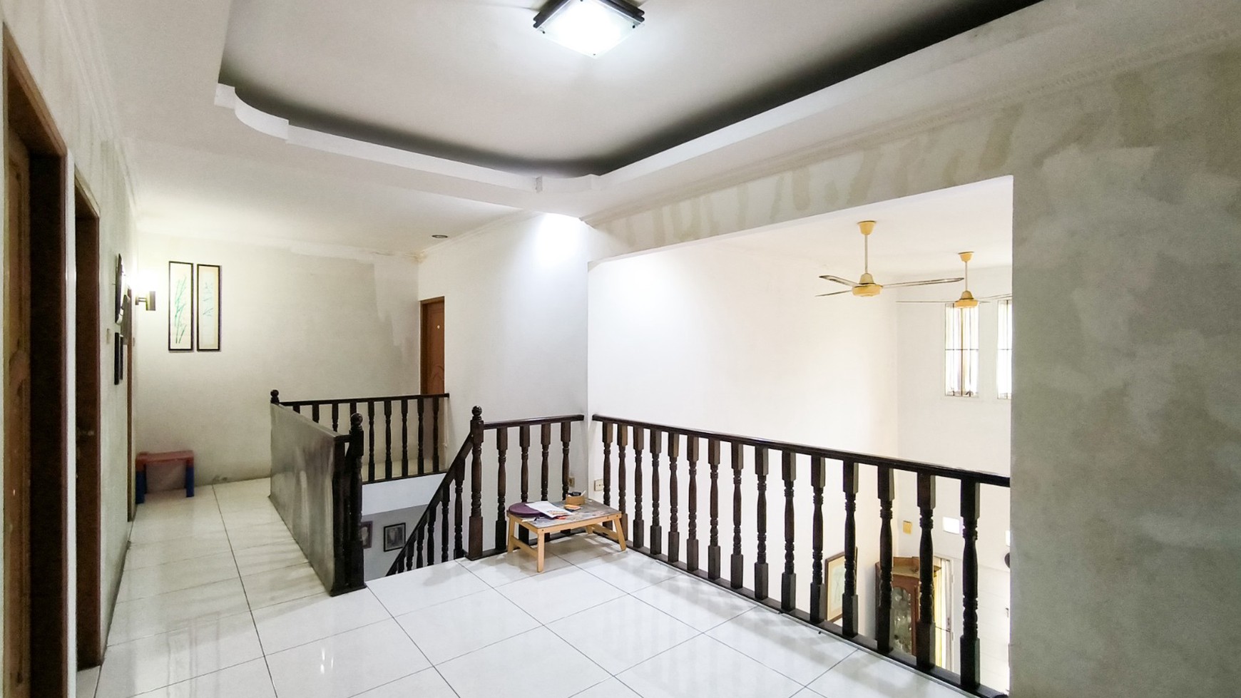 Rumah siap huni,2 lantai,strategis di Bintaro Jaya Sektor 9