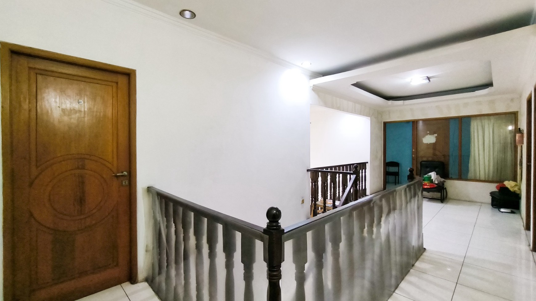 Rumah siap huni,2 lantai,strategis di Bintaro Jaya Sektor 9