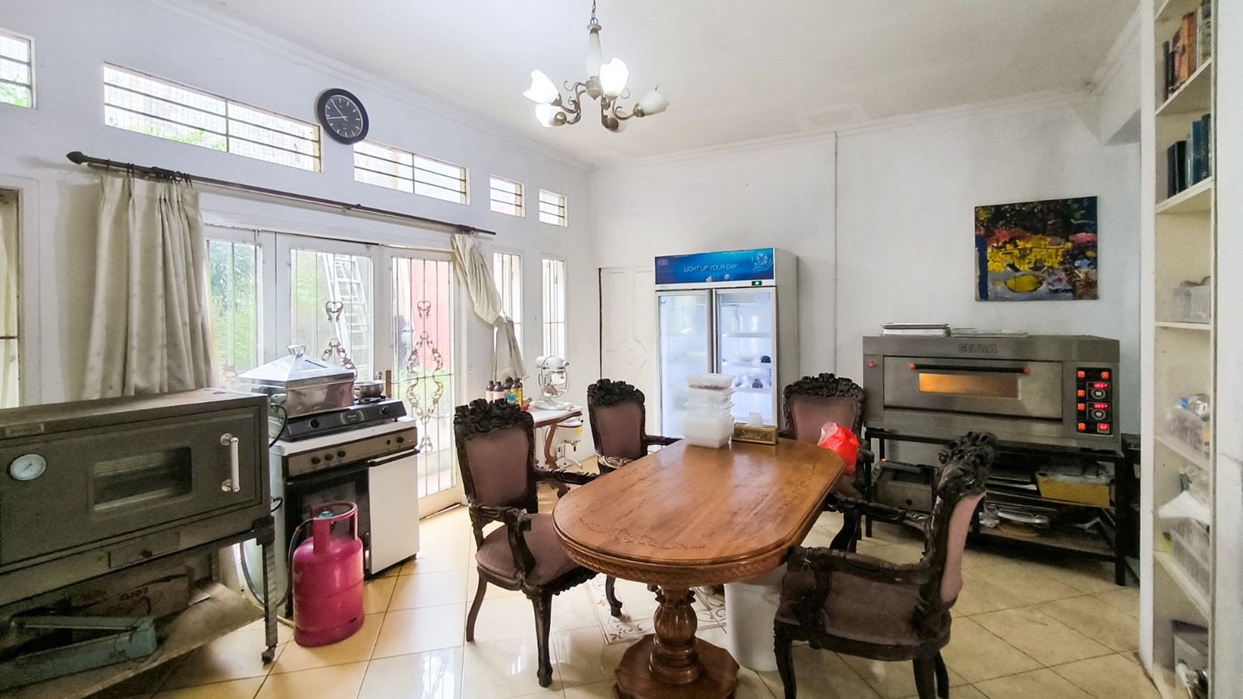 Rumah siap huni,2 lantai,strategis di Bintaro Jaya Sektor 9