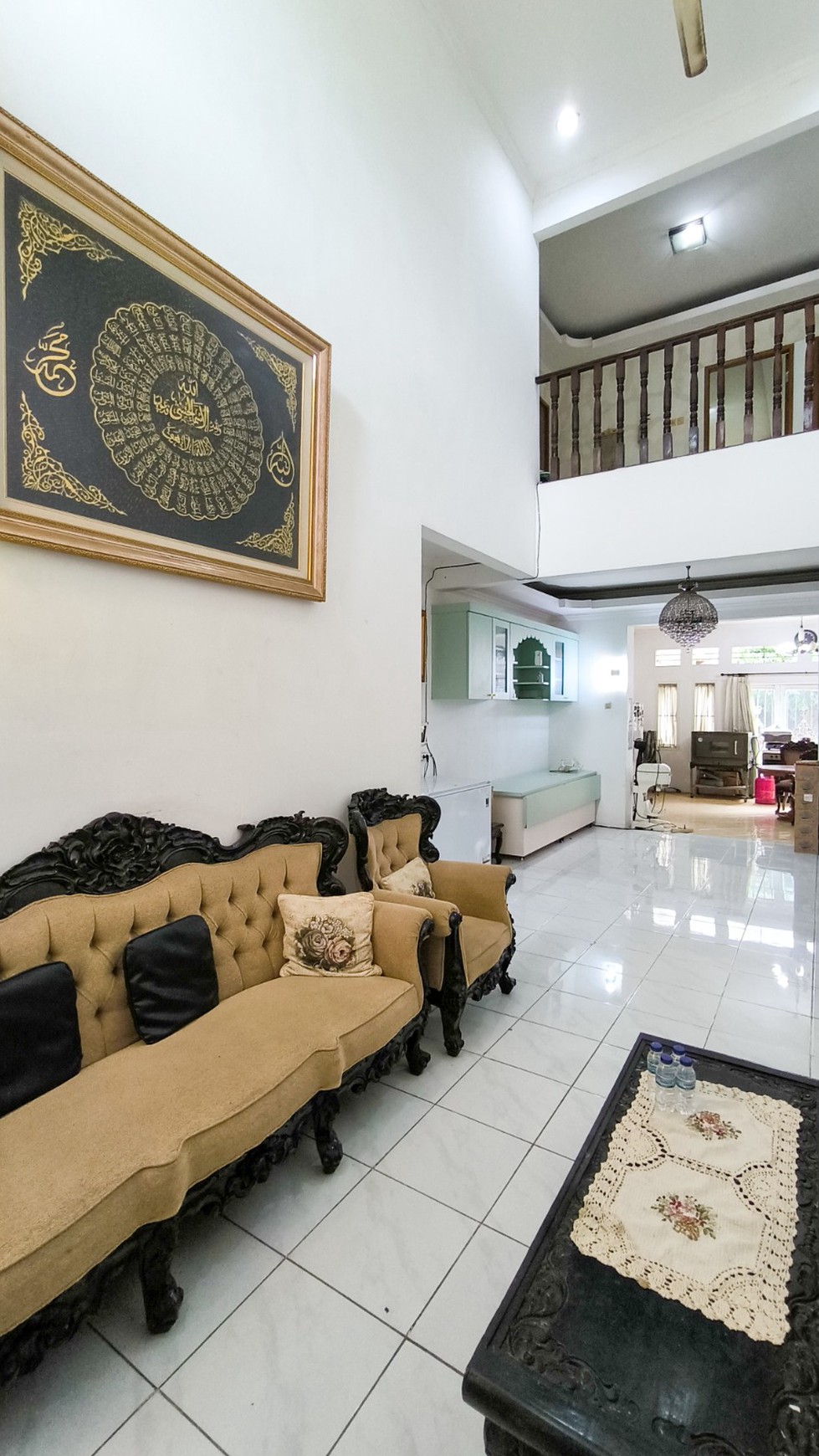 Rumah siap huni,2 lantai,strategis di Bintaro Jaya Sektor 9