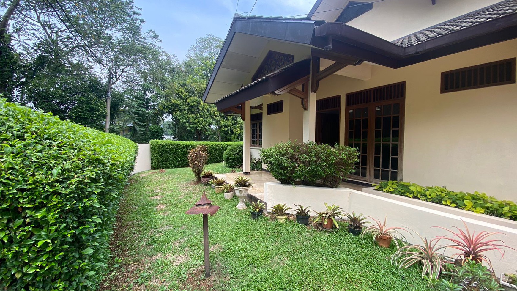 Rumah Hitung Tanah Area Cipete