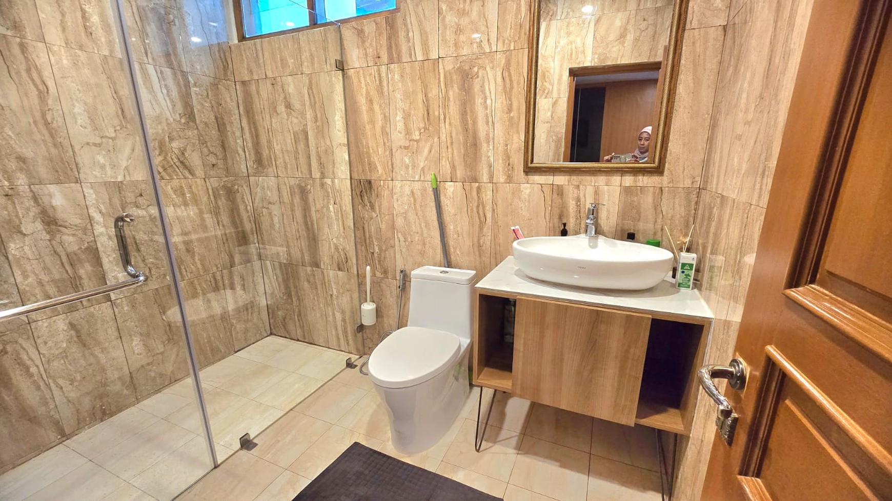 Rumah Bagus Siap Huni di cluster Bintaro Jaya Sektor 9